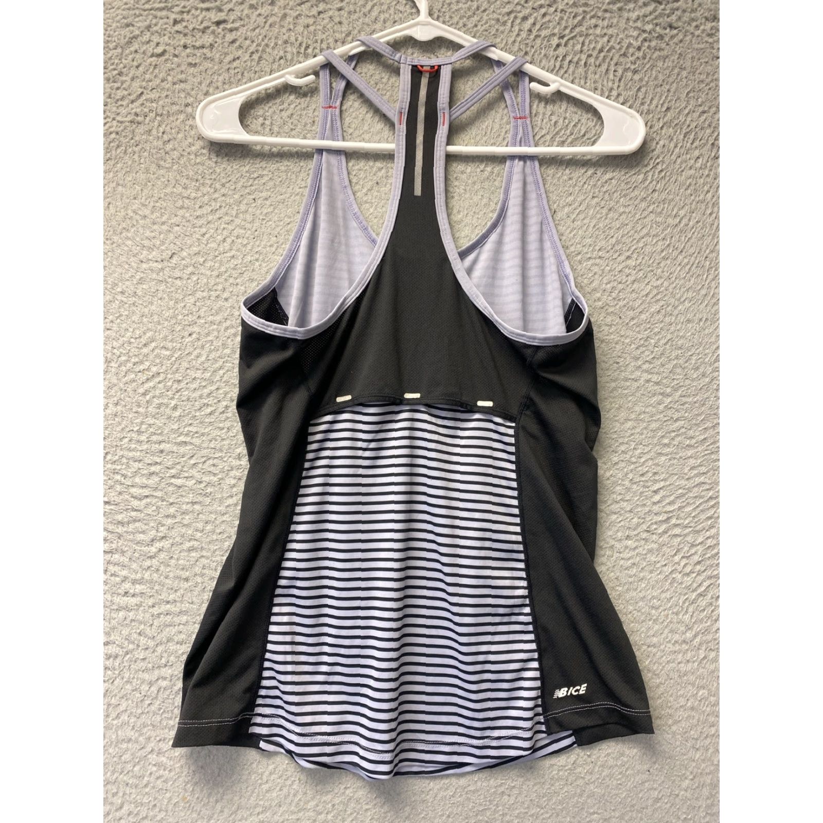 New Balance New Balance Tank Top Women Small Black Sleeveless Racerback Scoop Neck Logo 114-60 Size S / US 4 / IT 40 - 5 Thumbnail