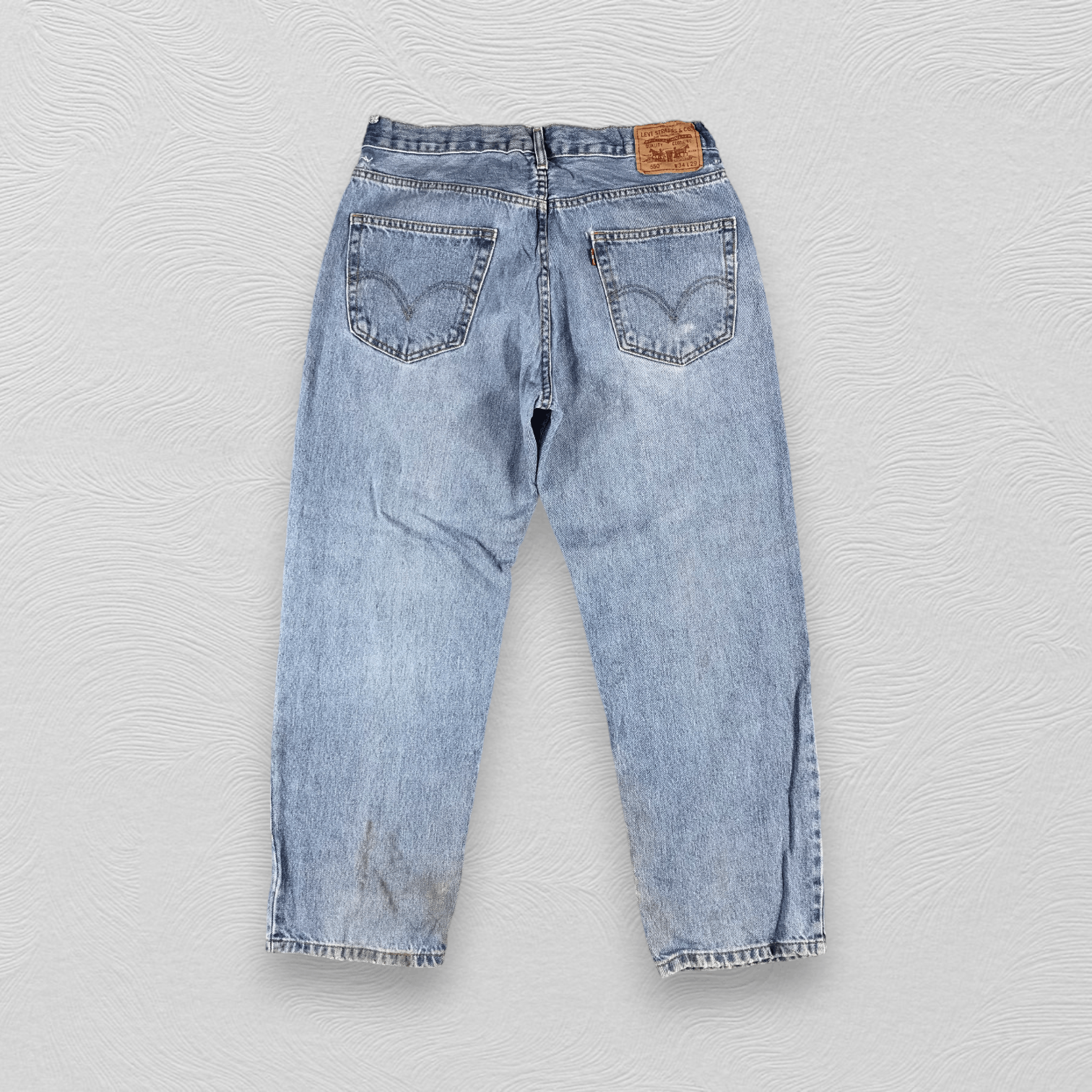 Levi's Vintage Levis 550 Jeans Relexed Fit Denim KJ1029 Size US 34 / EU 50 - 2 Thumbnail