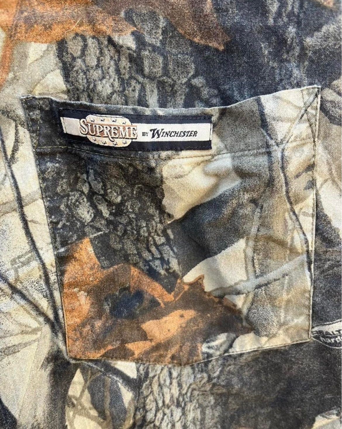 Winchester Winchester Supreme Realtree Hardwood Camo Button Up Shirt XL Size US XL / EU 56 / 4 - 4 Thumbnail