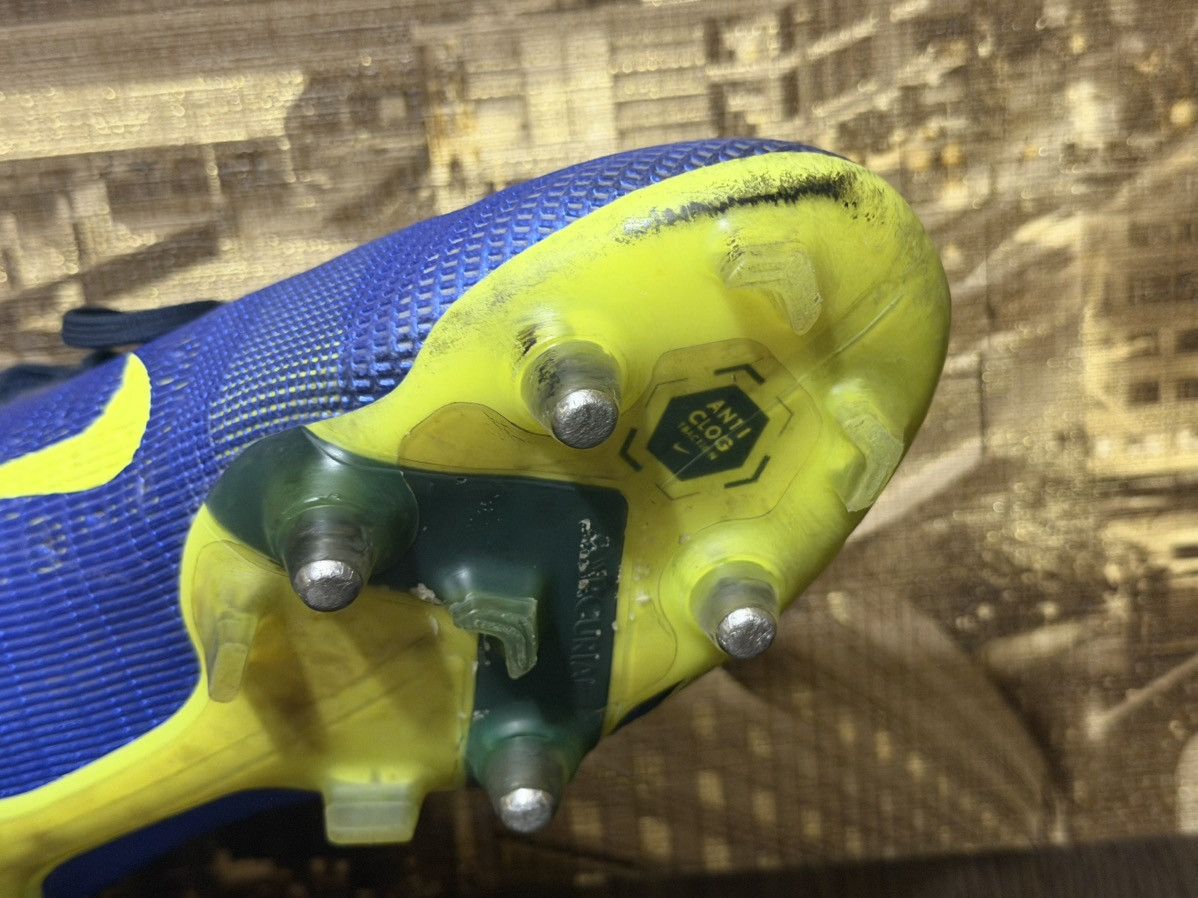 Nike Nike Mercurial Vapor 14 Elite SG PRO ACC Soccer UK 7 EUR 41 Size US 7 / EU 40 - 13 Thumbnail