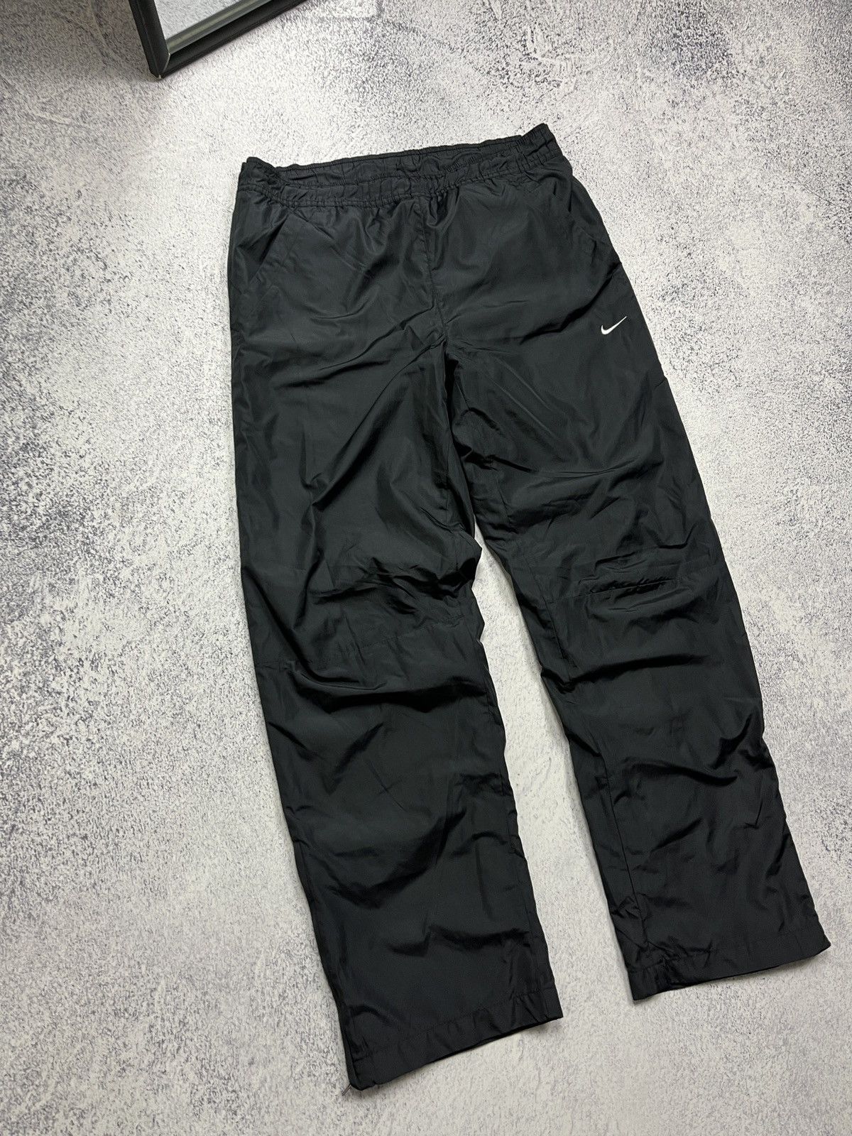 Nike Vintage 00’s Nike Nylon Drill Pants Y2K Hype Streetwear Size US 32 / EU 48 - 4 Thumbnail