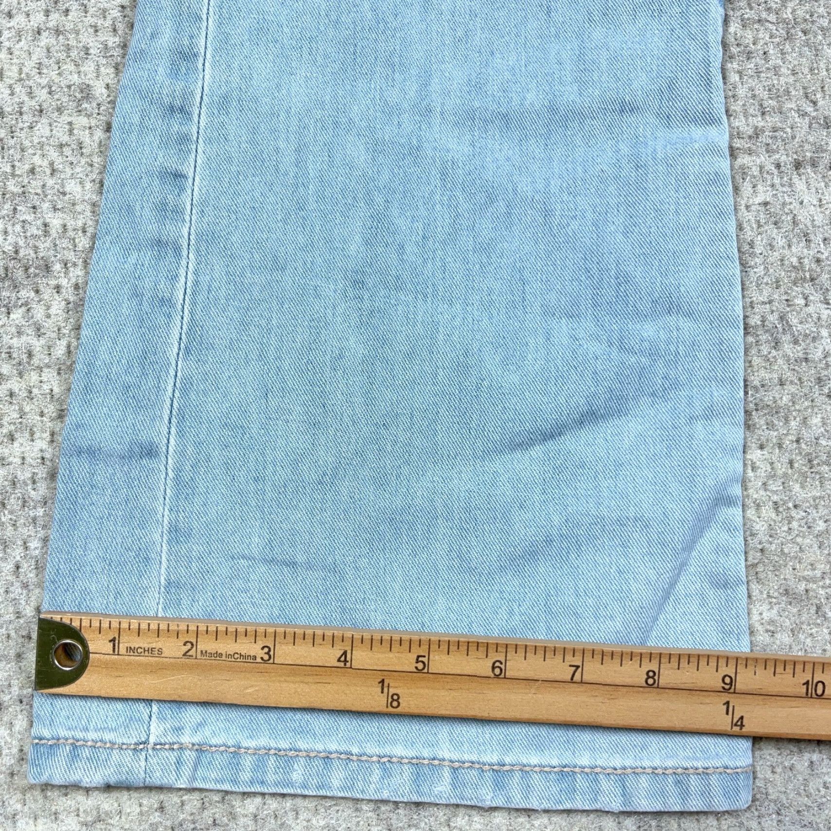 American Eagle Outfitters VINTAGE American Eagle Outfitters Jeans Women 6 Boyfriend Light Wash BLUE 31in 5-Pocket Denim Regular Stretch Zipper Button Logo N/A Size 28" / US 6 / IT 42 - 7 Thumbnail