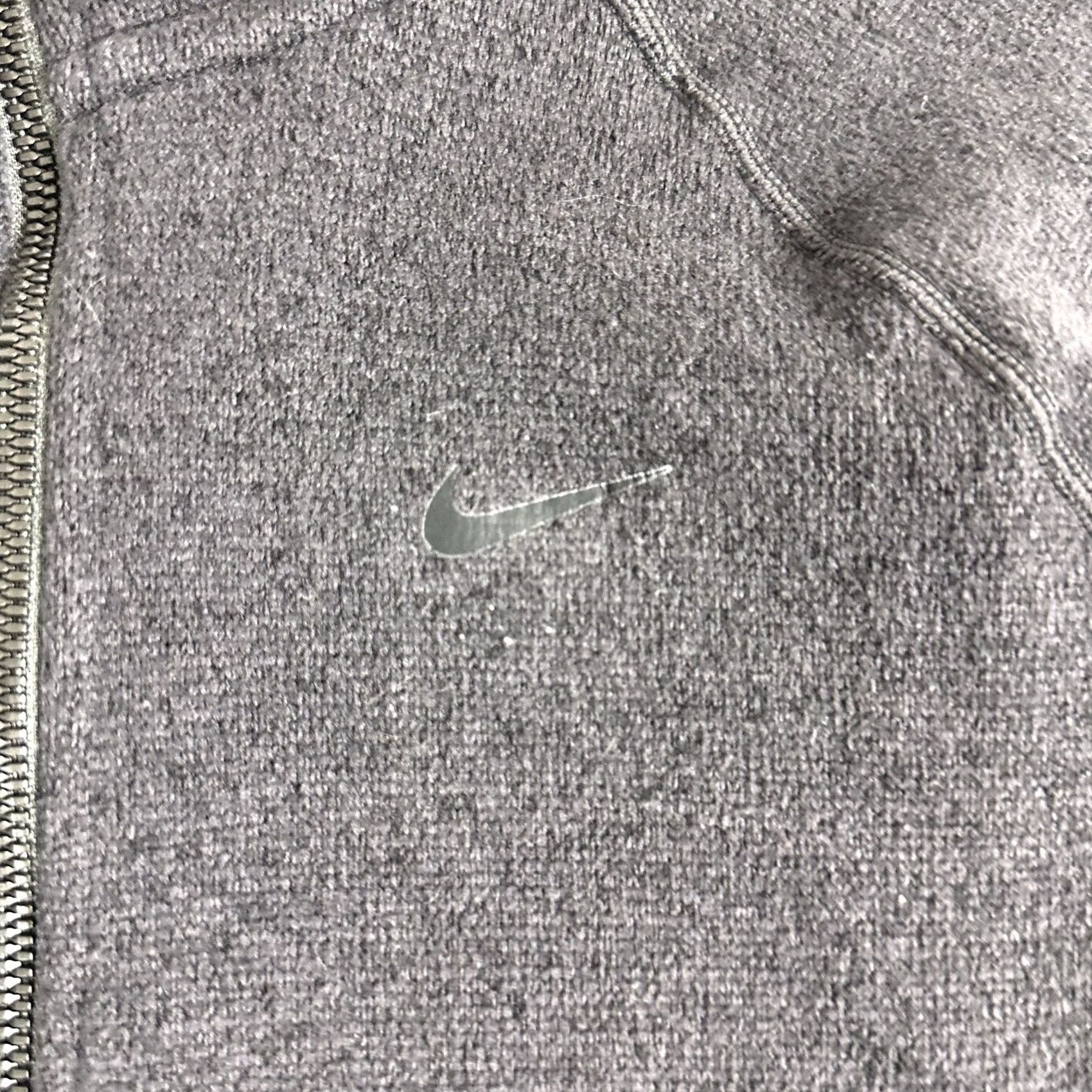 Nike Nike Sweatshirt Womens Small Gray Therma-Fit Full Zip Up Sweatshirt Size S / US 4 / IT 40 - 5 Thumbnail
