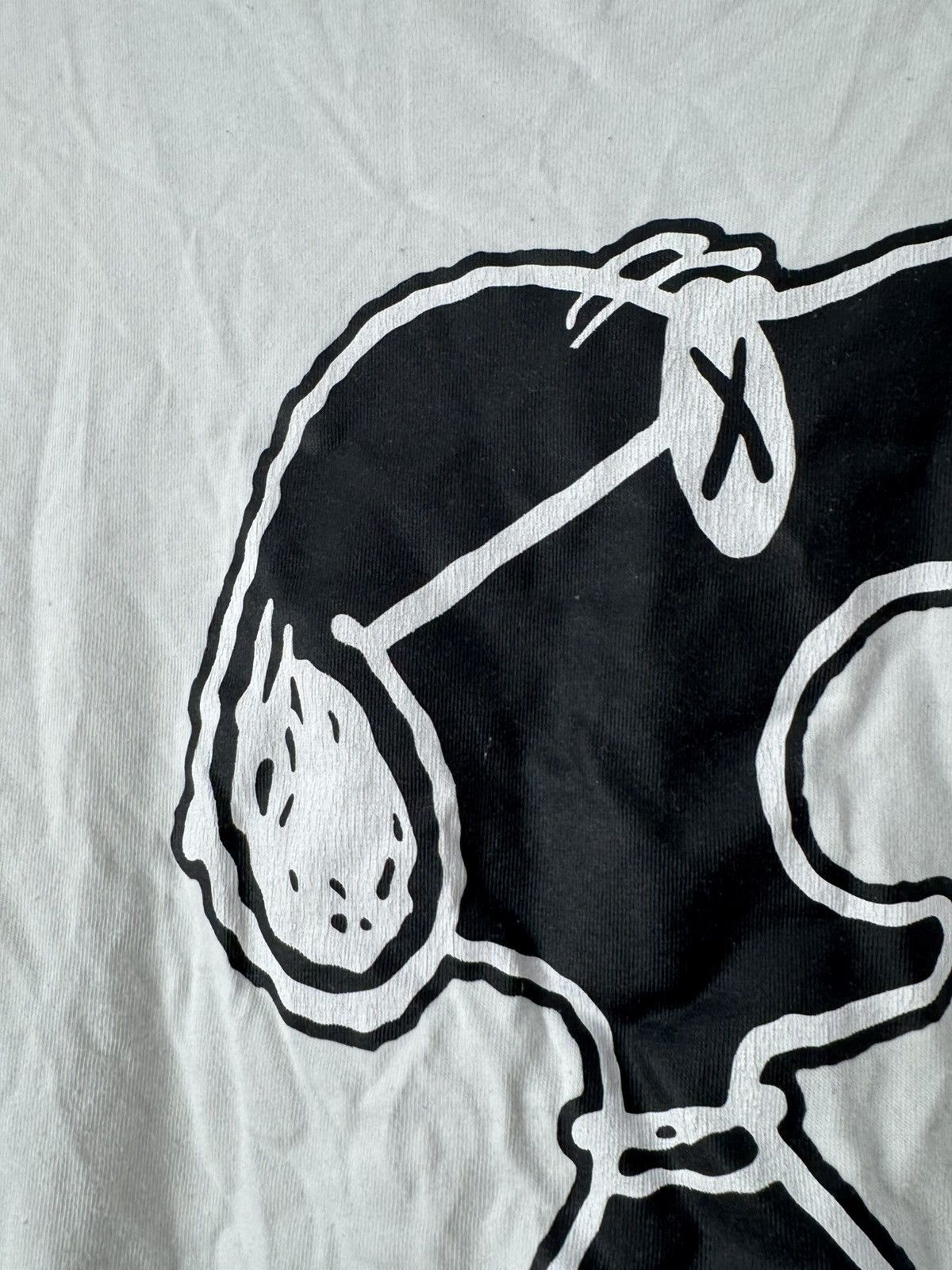 Kaws × Peanuts × Uniqlo KAWS Peanuts x Uniqlo Snoopy T-Shirt Size US XL / EU 56 / 4 - 4 Thumbnail