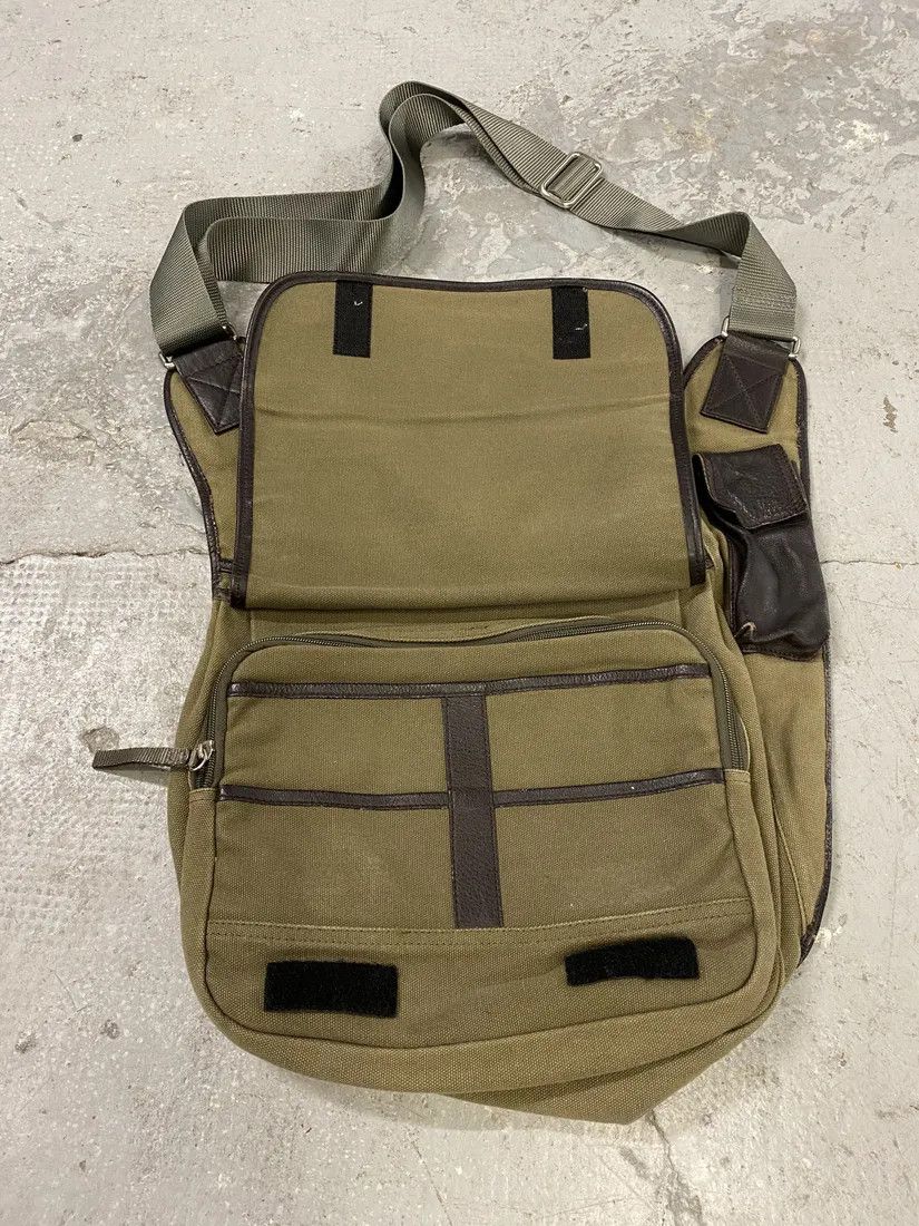 Prada × Vintage 2000s Prada Olive Military Hybrid Leather Shoulder Bag Size ONE SIZE - 8 Thumbnail