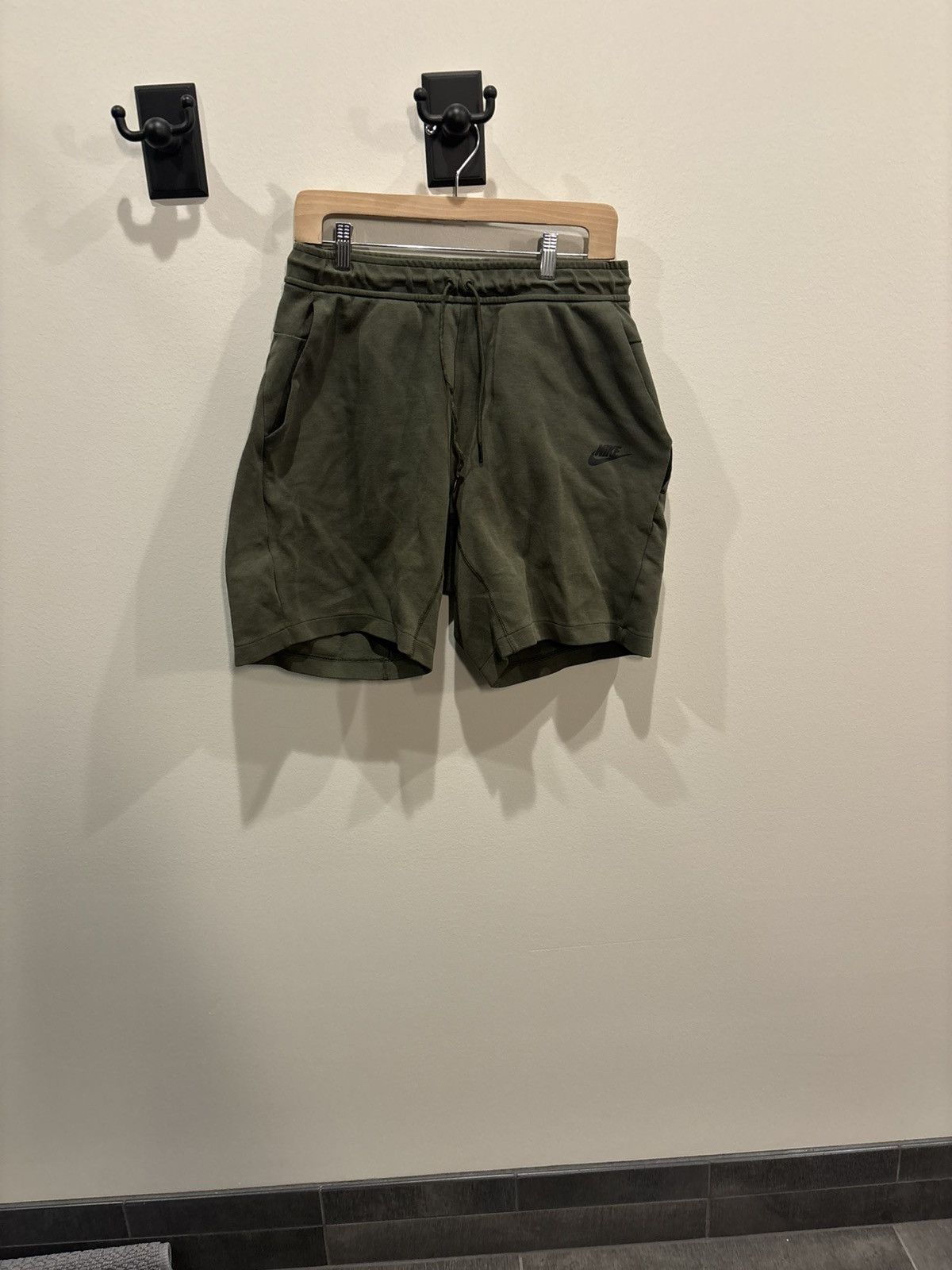 Nike Nike tech shorts Size US 32 / EU 48 - 1 Thumbnail