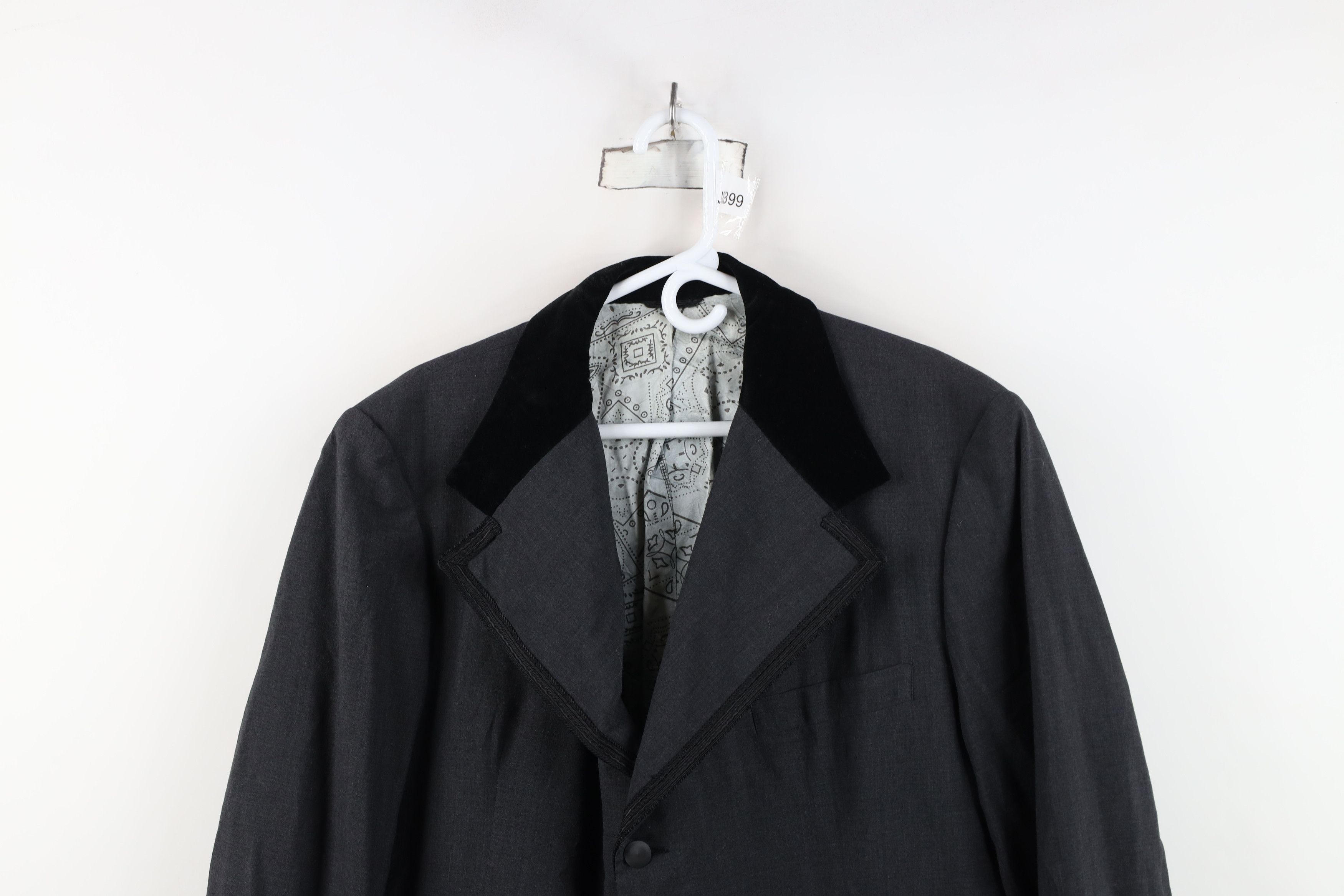 Vintage Vintage 70s Streetwear Smoking Prom Tuxedo Suit Jacket USA Size US XXL / EU 58 / 5 - 2 Thumbnail