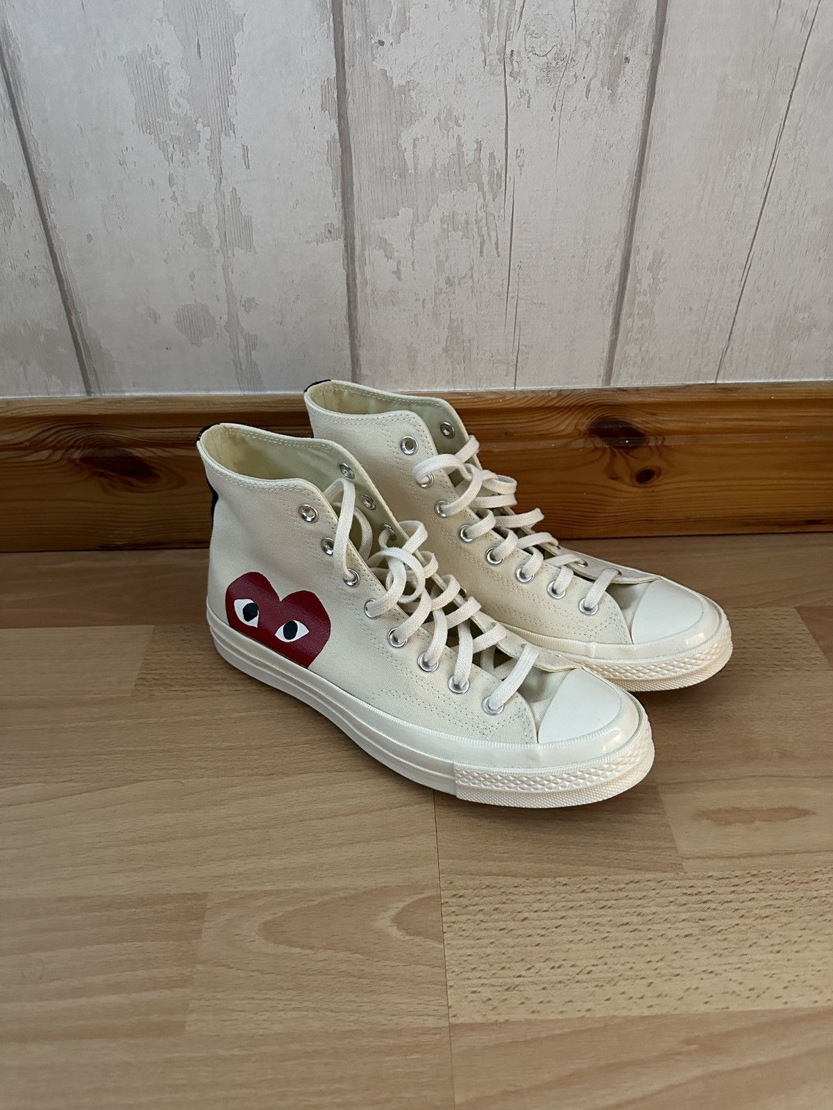Comme des Garcons Comme Des Garcons Play x Converse Size US 8 / EU 41 - 2 Thumbnail
