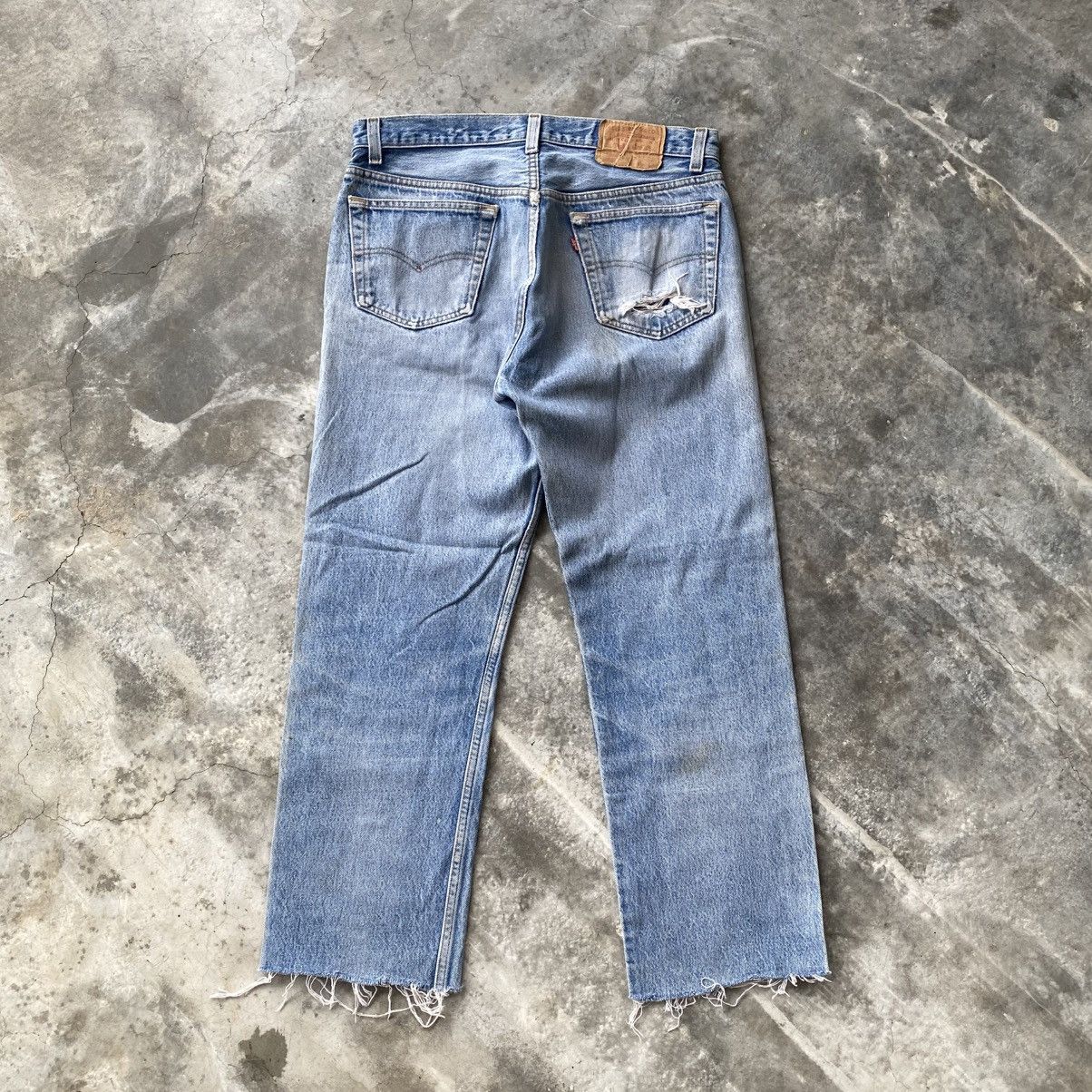Levi's × Levi's Vintage Clothing × Vintage Vintage 90s Levis Distressed Denim w32 Size US 32 / EU 48 - 1 Thumbnail