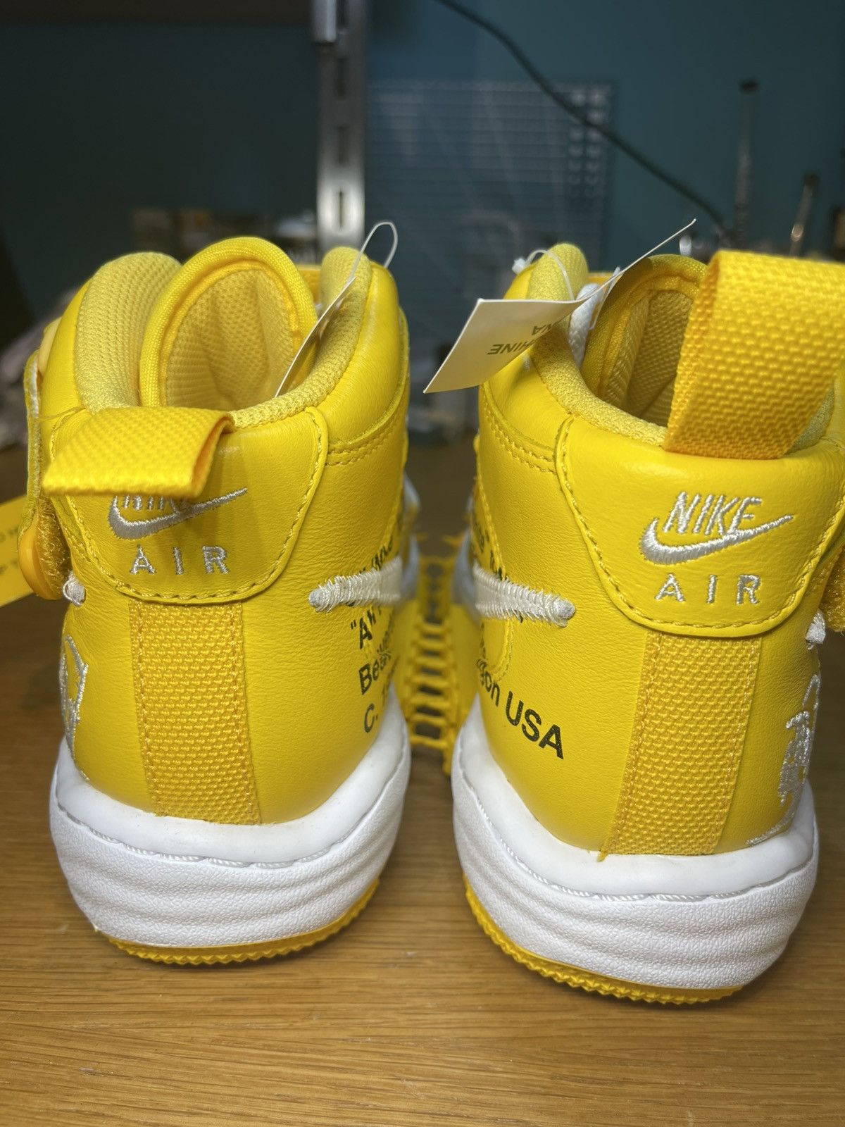 Nike × Off-White Nike Air Force mid Off white gialle Size US 6 / IT 36 - 9 Thumbnail