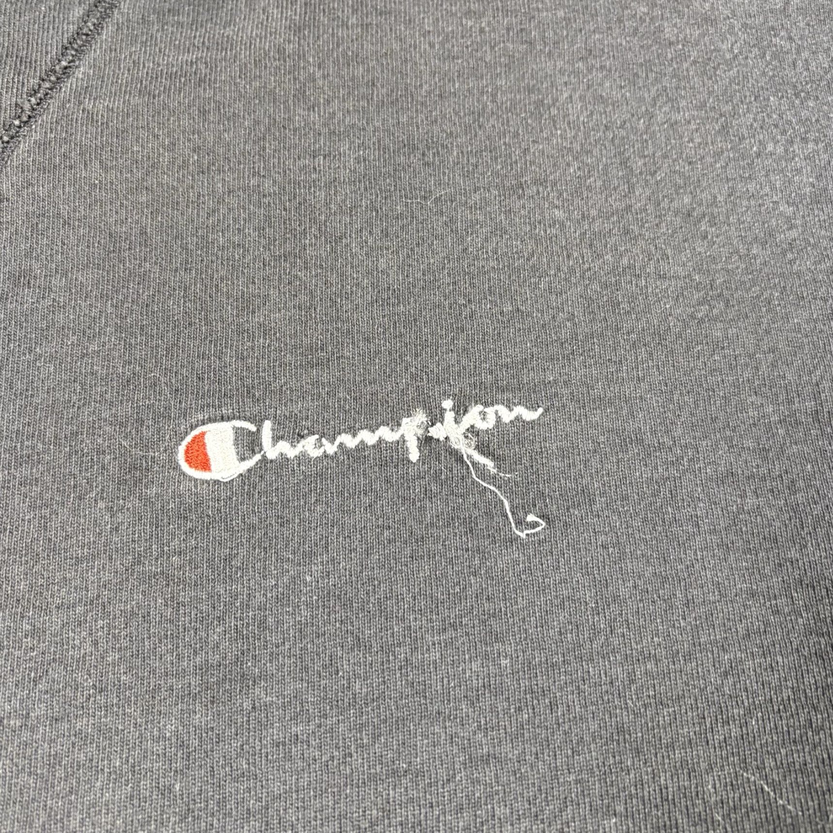 Champion VINTAGE Champion Sweatshirt Black Heavyweight 90s Distressed XL Mens Pullover Cotton Fleece Logo Embroidered USA 80s 90s Size US XL / EU 56 / 4 - 4 Thumbnail