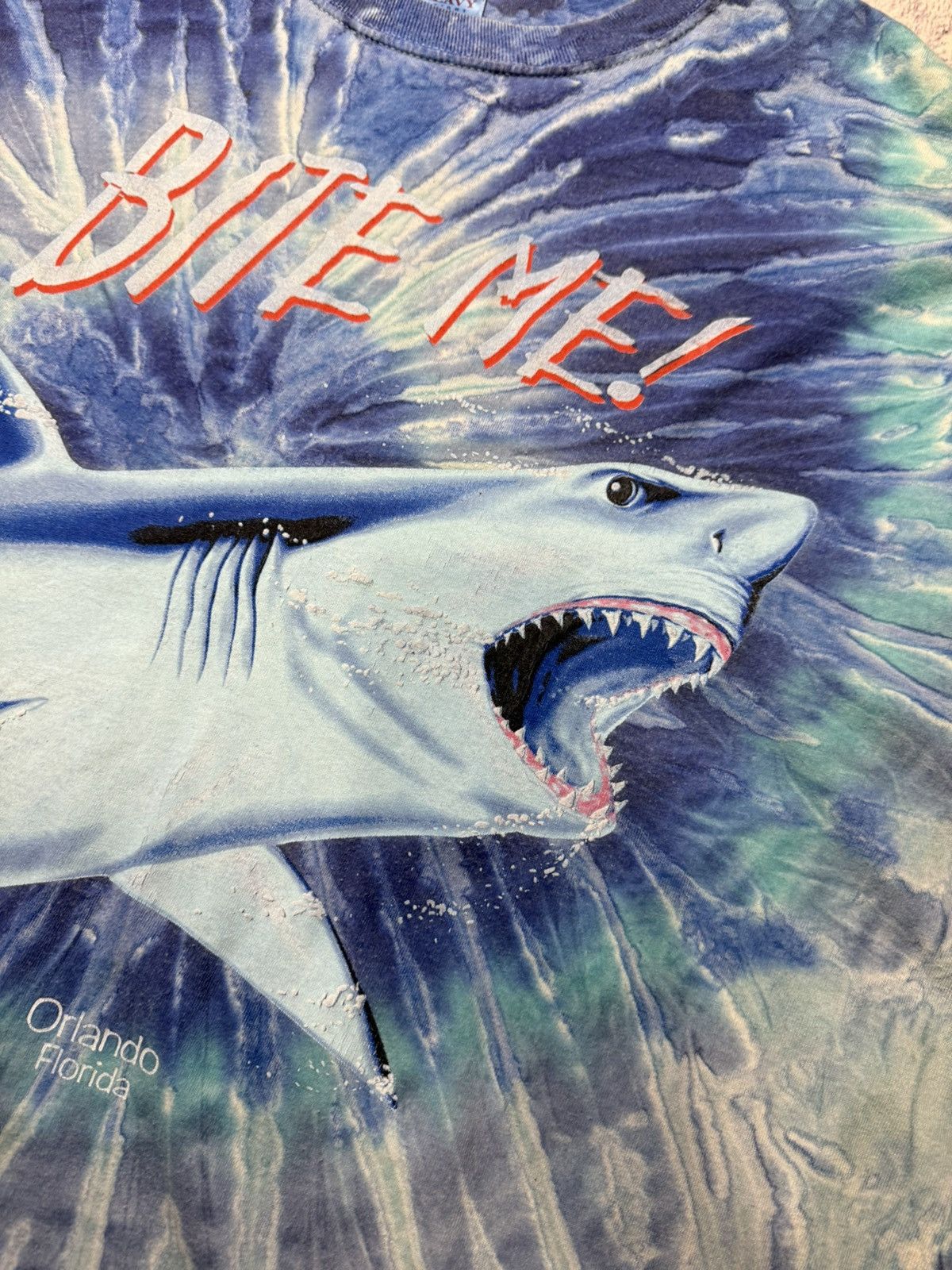 Vintage Vintsge Shark Bite Me Tie Dye Graphic T-Shirt Puff Print All Size US XL / EU 56 / 4 - 10 Thumbnail