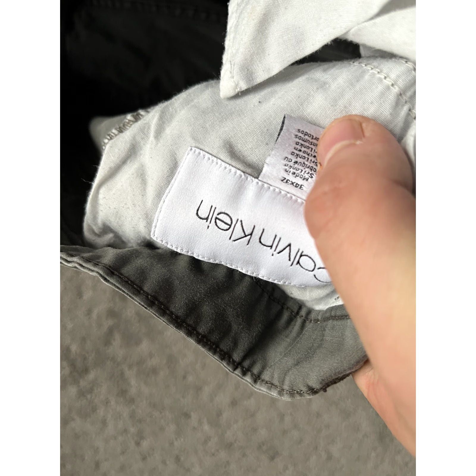 Calvin Klein Calvin Klein Men's Slim Fit Stretch Pants 5-Pocket Size 34x32 Gray Slim Leg Chino Regular 34in Inseam Mens Vintage No Size US 34 / EU 50 - 6 Thumbnail