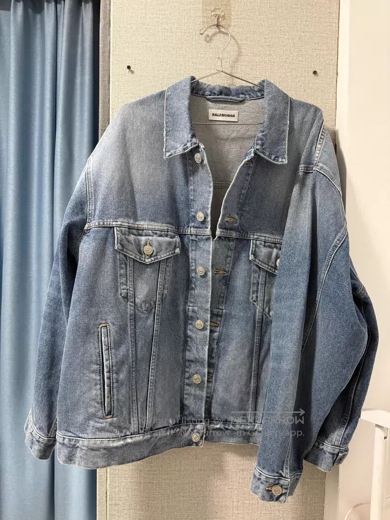 Balenciaga Balenciaga Water-Washed Back BeBe Crystal Denim Jacket Size XXS / US 00 / IT 34 - 1 Thumbnail