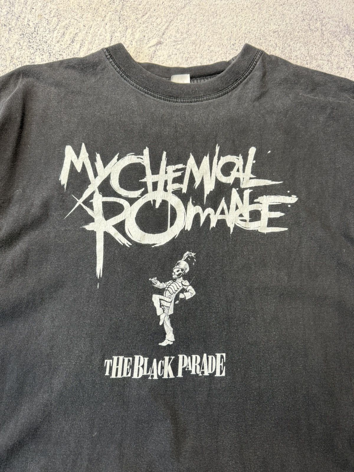 Band Tees Vintage MY CHEMICAL ROMANCE THE BLACK PARADE USA T-shirts Size US XL / EU 56 / 4 - 12 Thumbnail