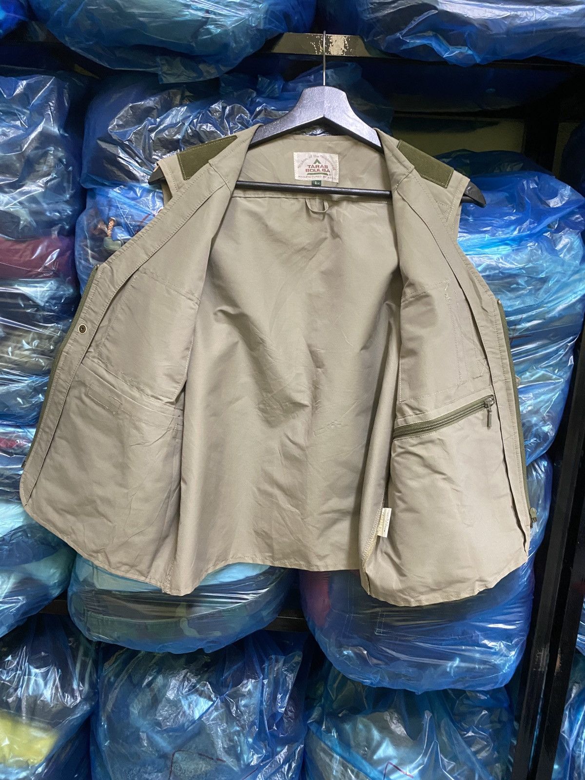 Vintage VINTAGE 90S TARAS BOULBA UTILITY VEST JACKET Size US L / EU 52-54 / 3 - 9 Thumbnail