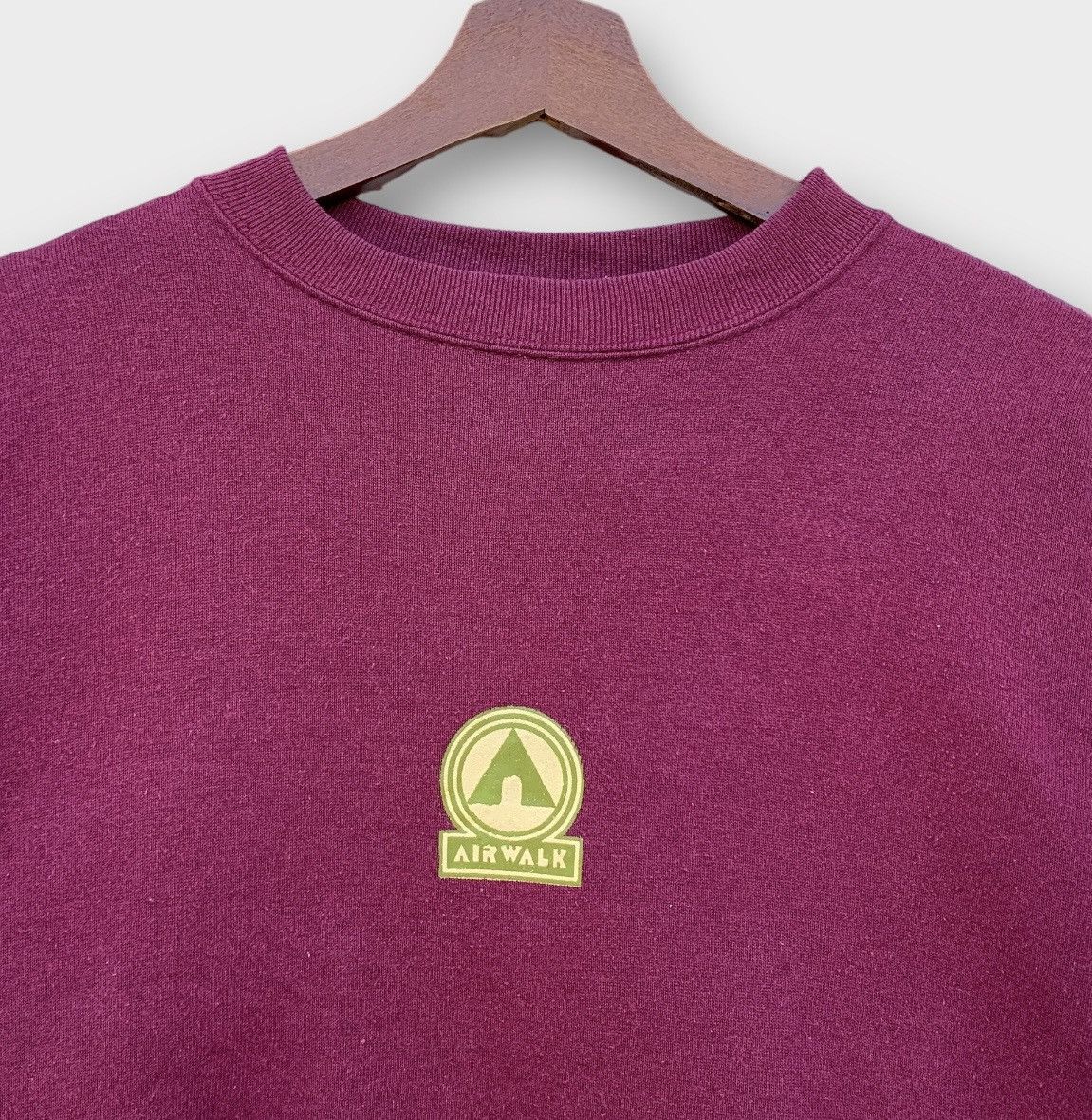 Vintage Vintage 90s Airwalk Skateboard Crewneck Size US M / EU 48-50 / 2 - 4 Thumbnail