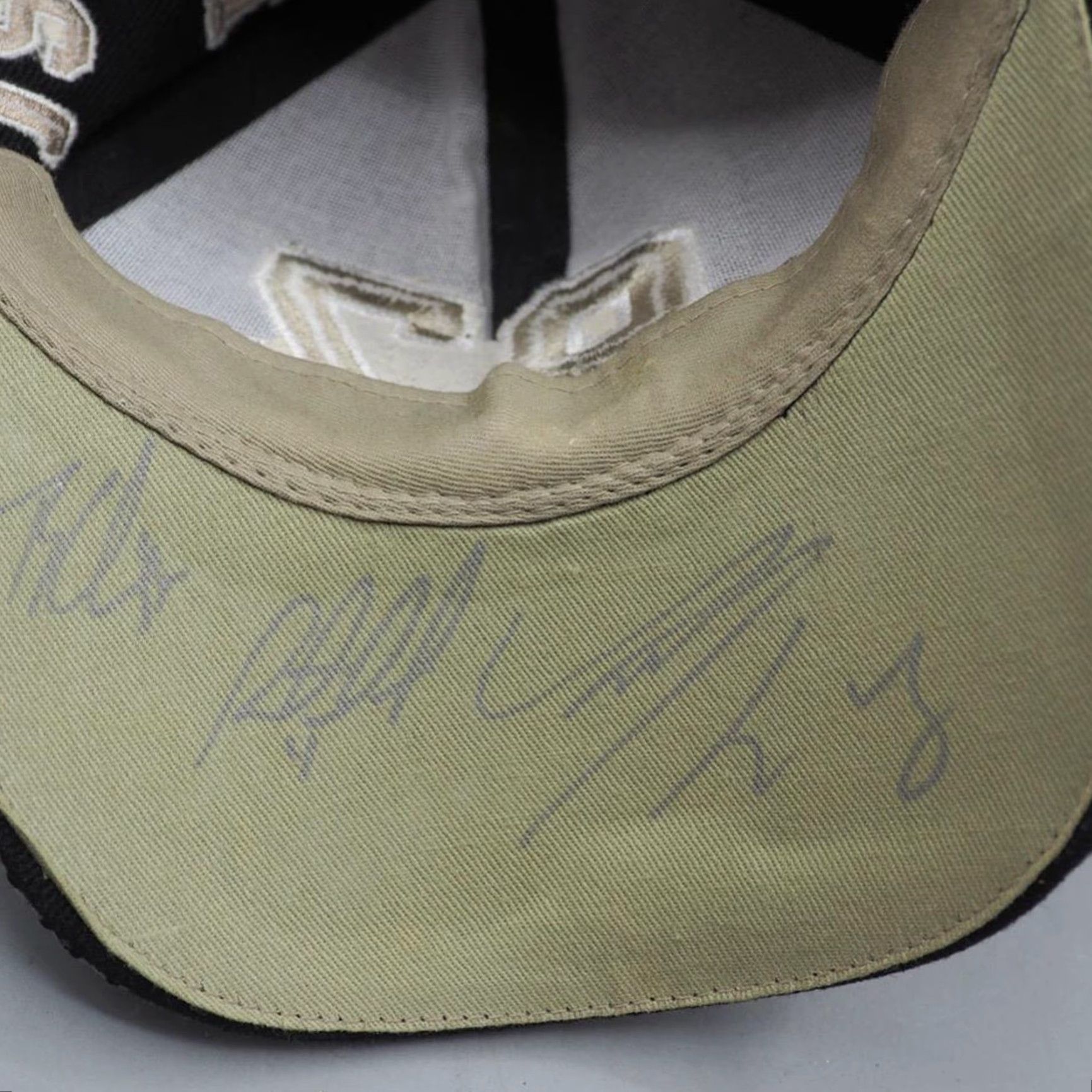 NHL Autographed NHL Hockey Pittsburgh Pengins Hat Size ONE SIZE - 3 Thumbnail