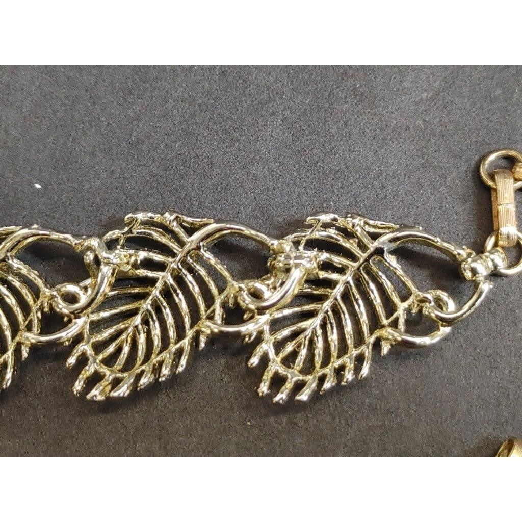 Other Vintage Women's Beautiful Gold Tone LISNER Leaf Necklace Size ONE SIZE - 22 Thumbnail