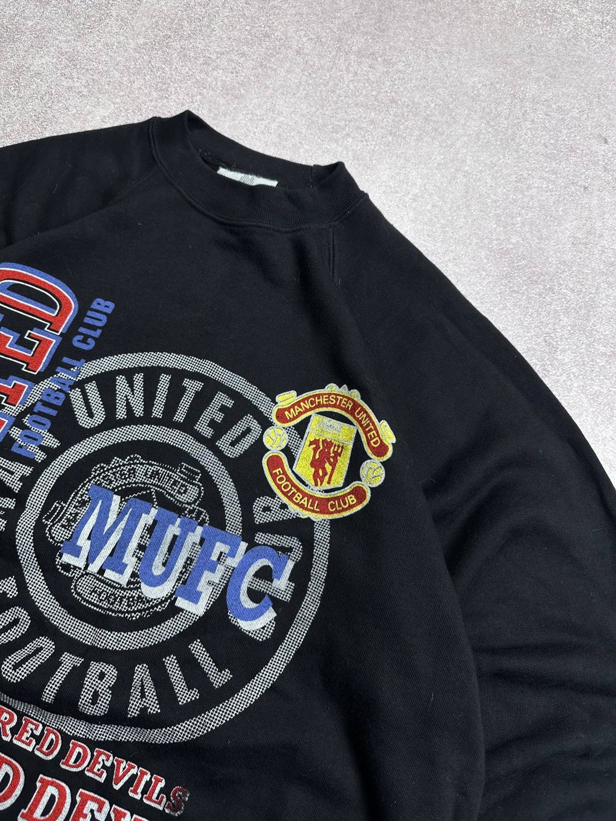 Vintage Vintage 90s Manchester United Red Devils Boxy Sweatshirt M Size US M / EU 48-50 / 2 - 3 Thumbnail