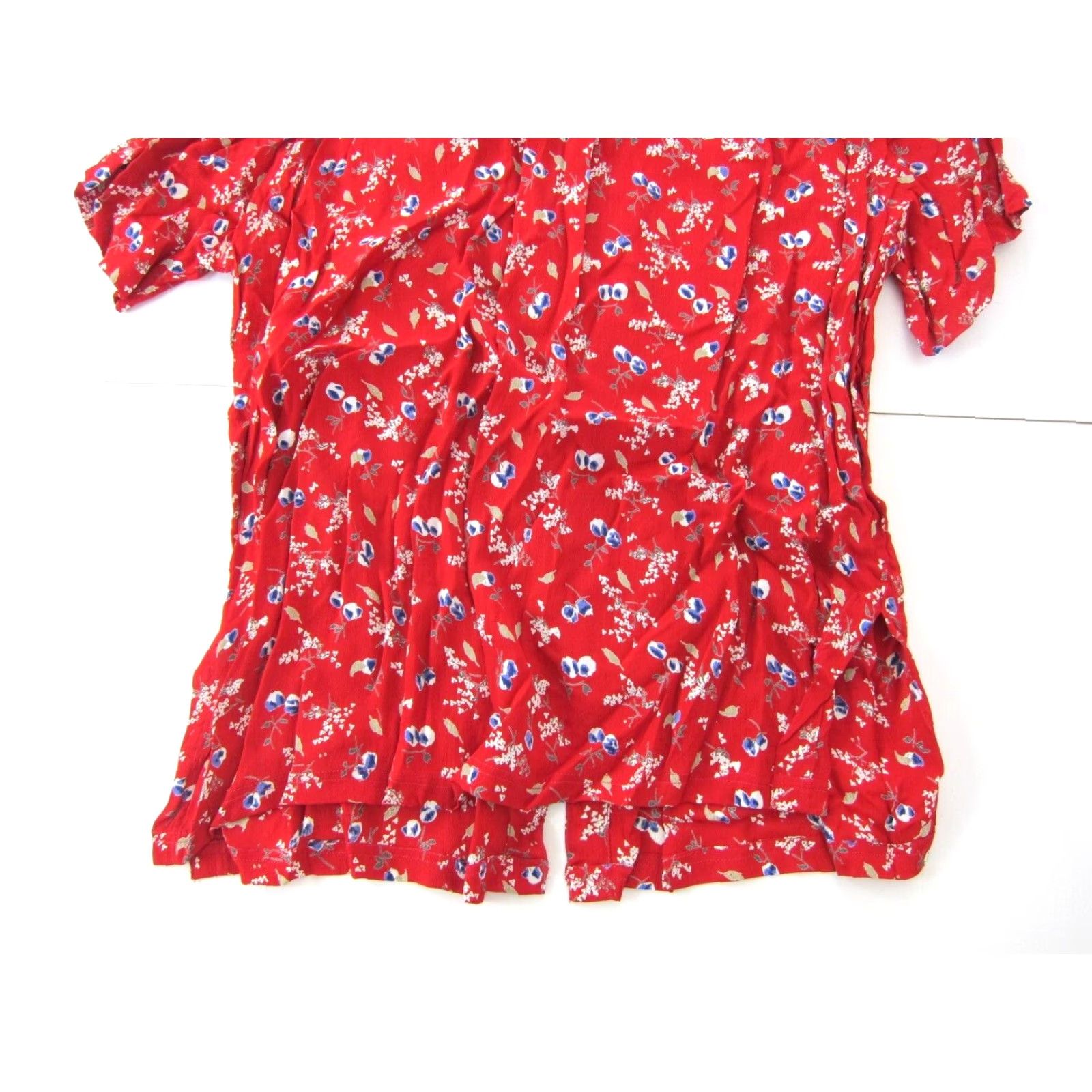 Vintage VINTAGE NWT 100% RAYON Red Floral Collared Button Down Blouse 18W Delta Burke Womens Blouse Size XXL / US 16-18 / IT 52-54 - 7 Thumbnail