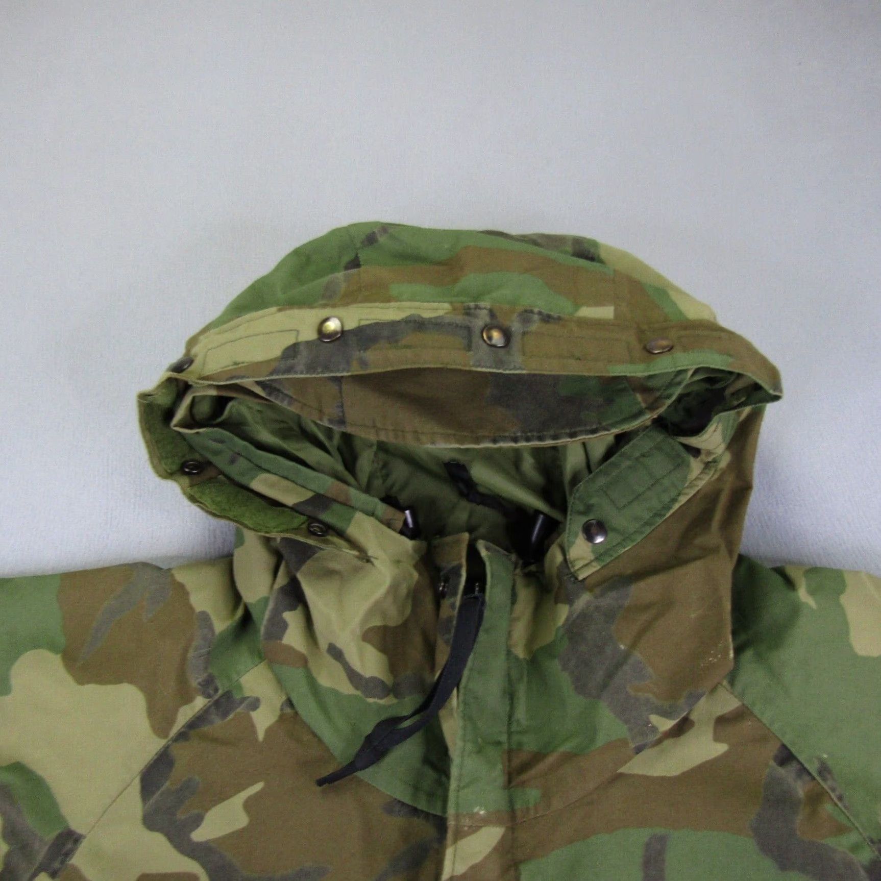 Vintage VINTAGE US Army Cold Weather Field Jacket Camo Medium Long Green Woodland 90s Mens Size US M / EU 48-50 / 2 - 2 Thumbnail