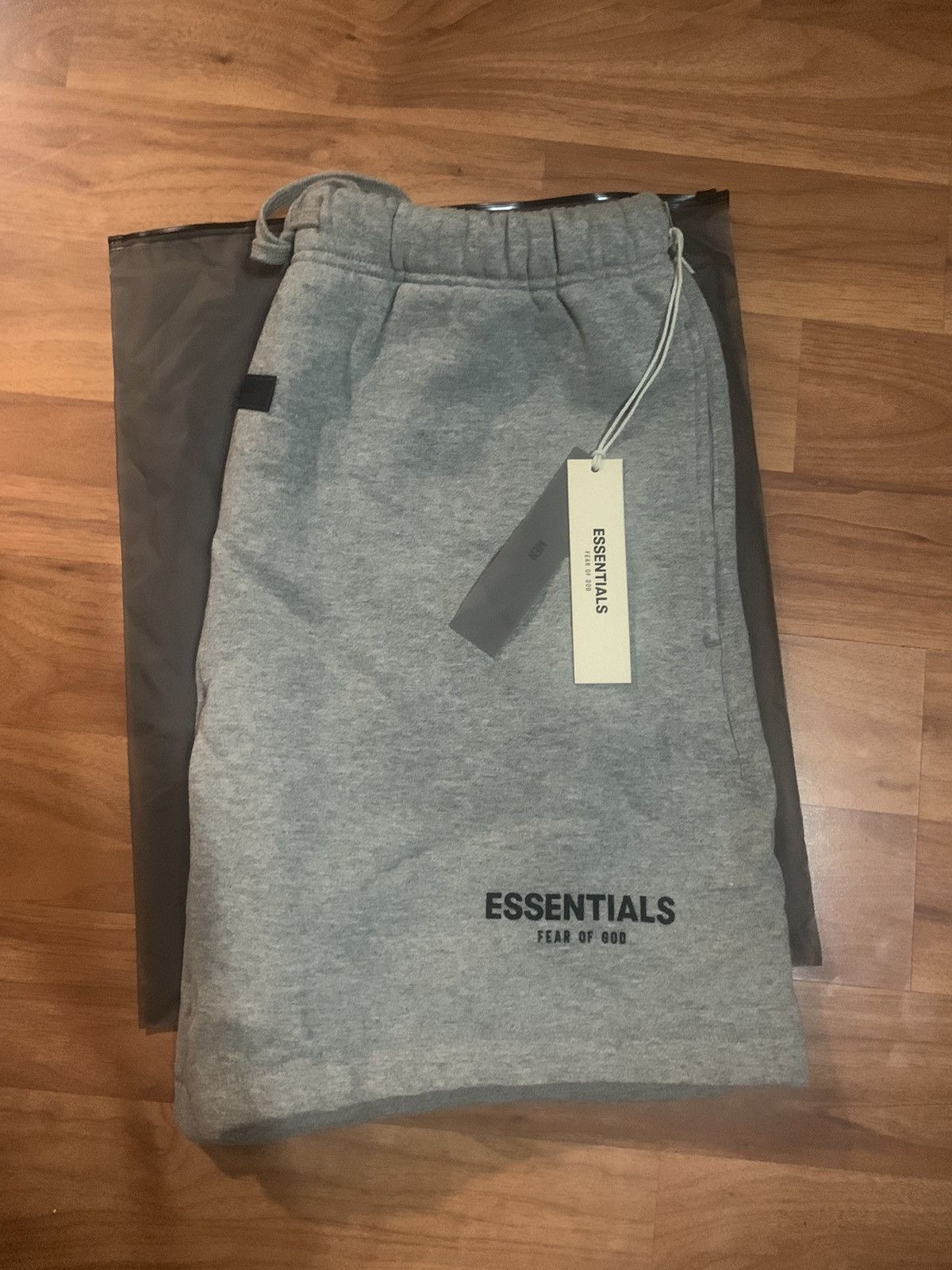 FOG - Essentials Fear Of God Hoodie Size Small Dark Oatmeal