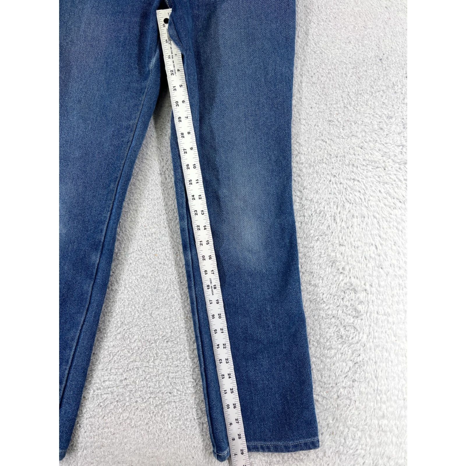 Vintage VINTAGE Chic Jeans Juniors 12 Long Blue Denim Jeans Straight Leg Mom High Rise Women's Size 34" / US 12 / IT 48 - 7 Thumbnail