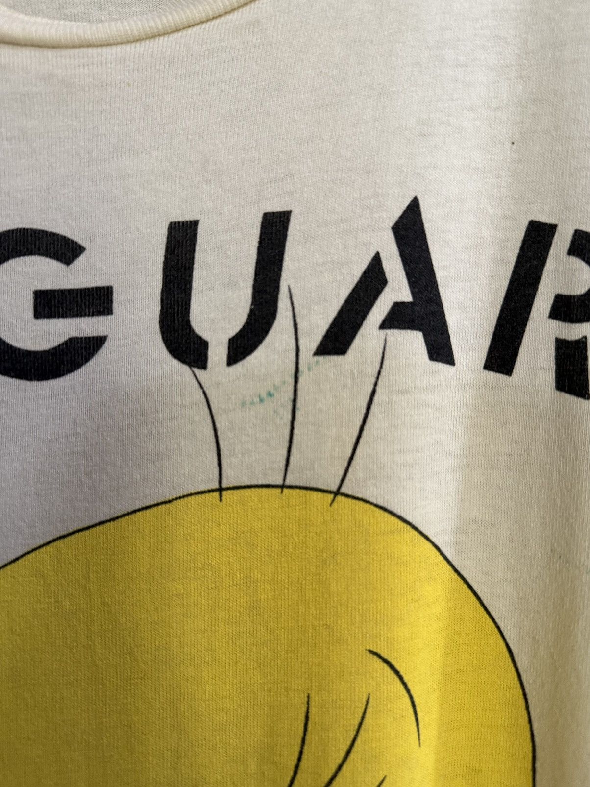 Cartoon Network × Vintage Thrashed Vintage 90s Tweety Lifeguard Warner Bros Faded Tee Size US XL / EU 56 / 4 - 7 Thumbnail