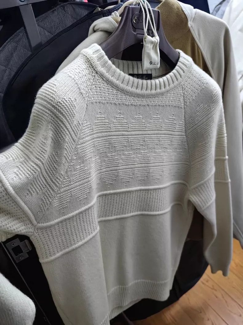 Loro Piana LORO PIANA Winter holiday cashmere thick knit sweater Size L / US 10 / IT 46 - 2 Thumbnail