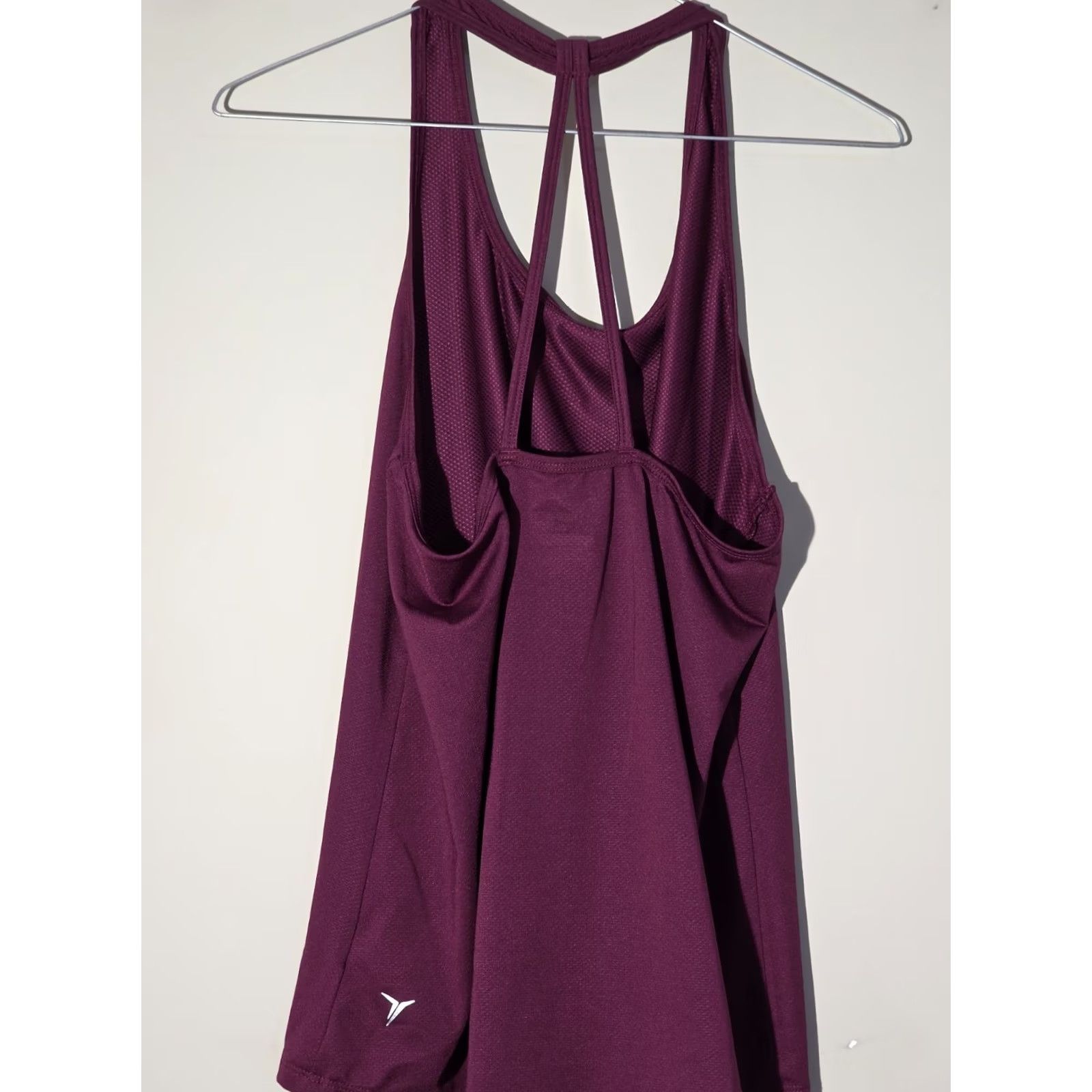 Old Navy Old Navy Active Red Tanktop Womens Athletic Shirt Tank Top Size Small Size S / US 4 / IT 40 - 2 Thumbnail