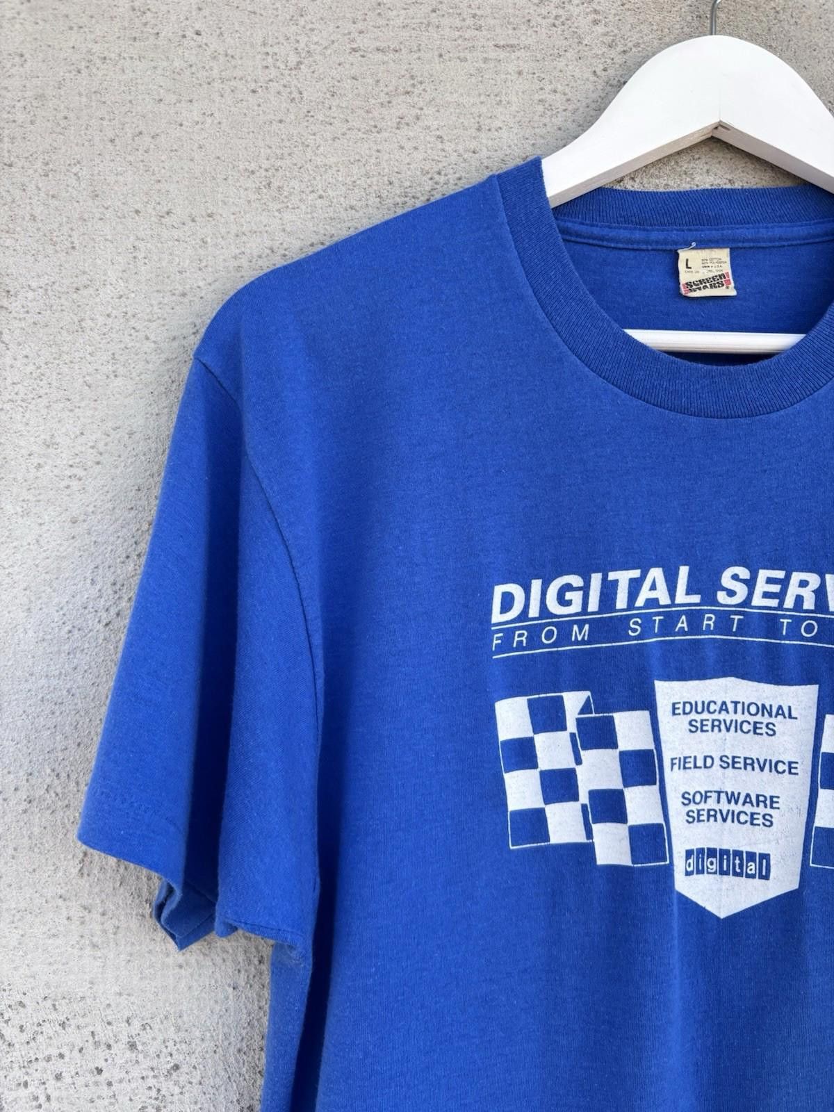 Vintage Vintage 1980s Digital Services T-shirt Large Screen Stars Size US L / EU 52-54 / 3 - 3 Thumbnail