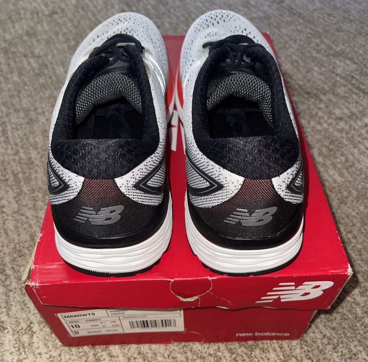 New Balance DS NEW BALANCE 880 RUNNING SHOES SIZE 10 Size US 10 / EU 43 - 3 Thumbnail