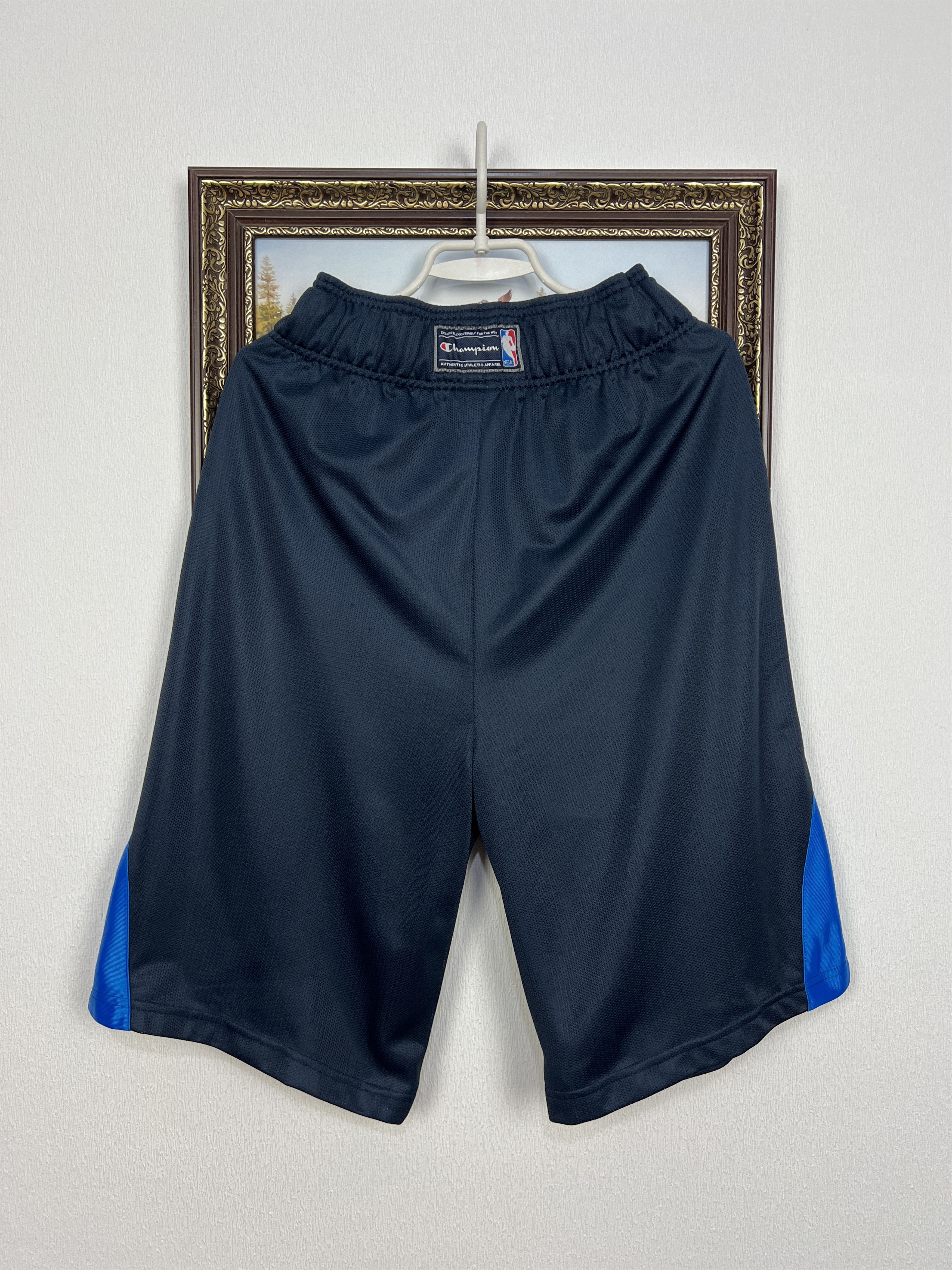 Champion Vintage Champion Ballas Mavericks NBA Blue Shorts M Size US 32 / EU 48 - 10 Thumbnail