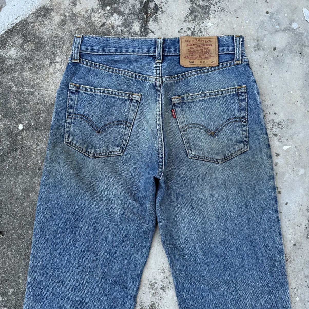 Levi's Vintage Clothing VINTAGE 98' LEVI’S 506 FADED JEANS DENIM PANTS Size US 29 - 9 Thumbnail