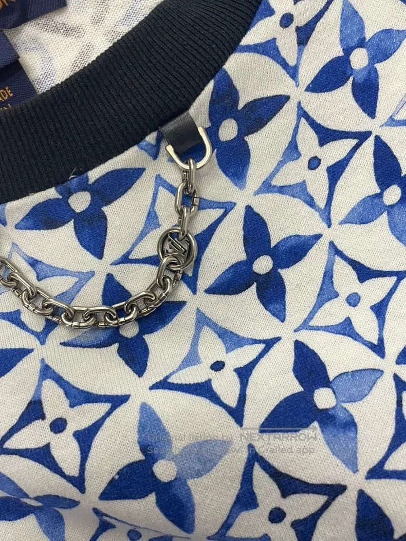 Louis Vuitton Louis Vuitton Monogram Short Sleeve T. Size US XS / EU 42 / 0 - 3 Thumbnail