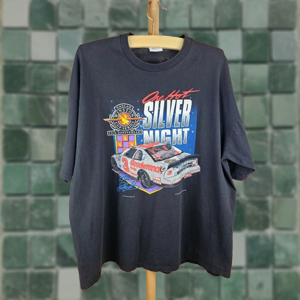 Vintage VINTAGE 95' WINSTON CUP RACING 25TH ANNIVERSARY DALE EARNHARDT T-SHIRT SZ XL Mens T-Shirt Short Sleeve Black Cotton 25 Inch 31 Inch Size US XL / EU 56 / 4 - 1 Thumbnail