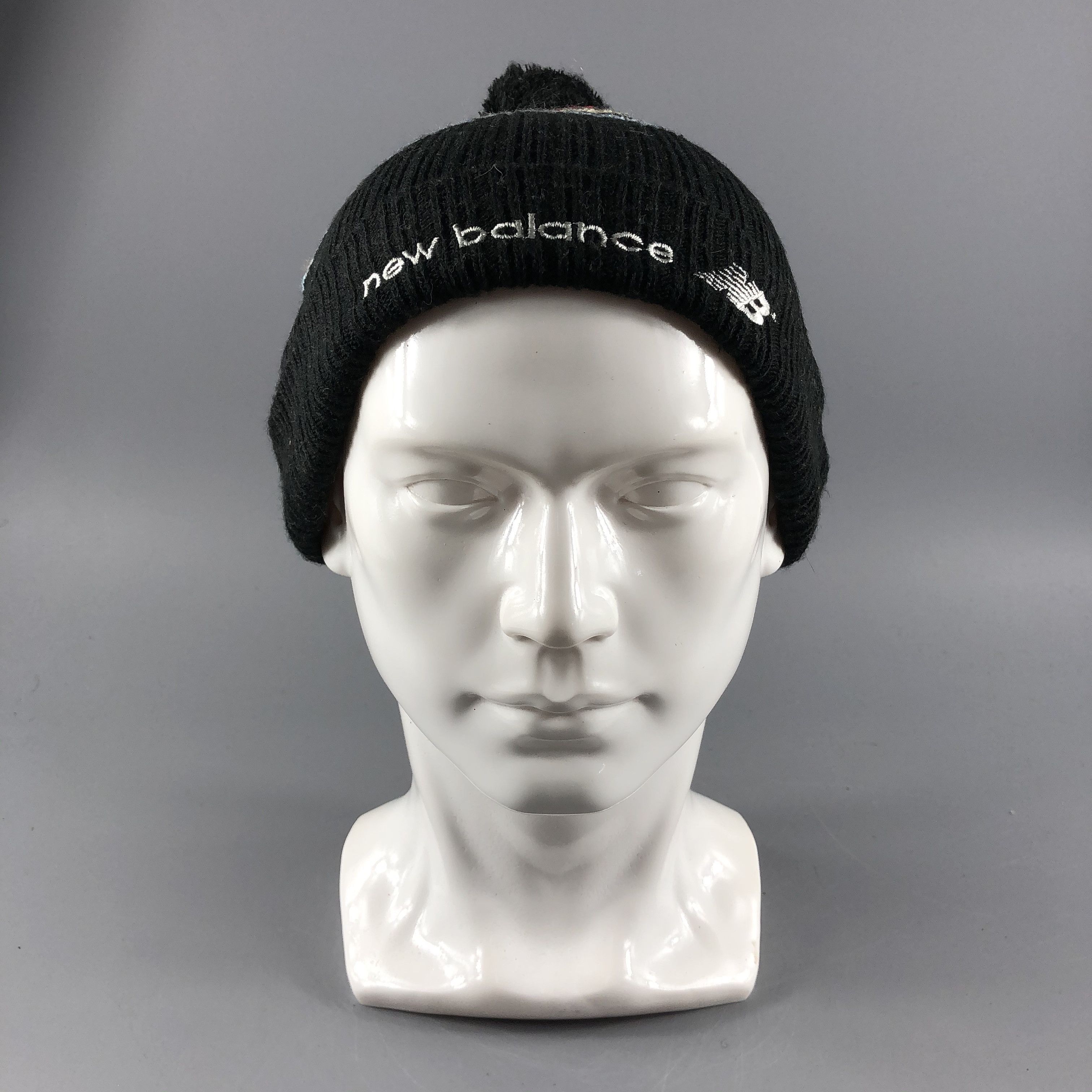 image of New Balance Bobble Hat Beanie Snow Hat Snow Cap, Men's
