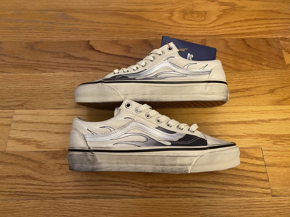 Vans Vans Old Skool 36 Archive Flame White VN000D9RCCZ Size 8 Size US 8 / EU 41 - 1 Thumbnail