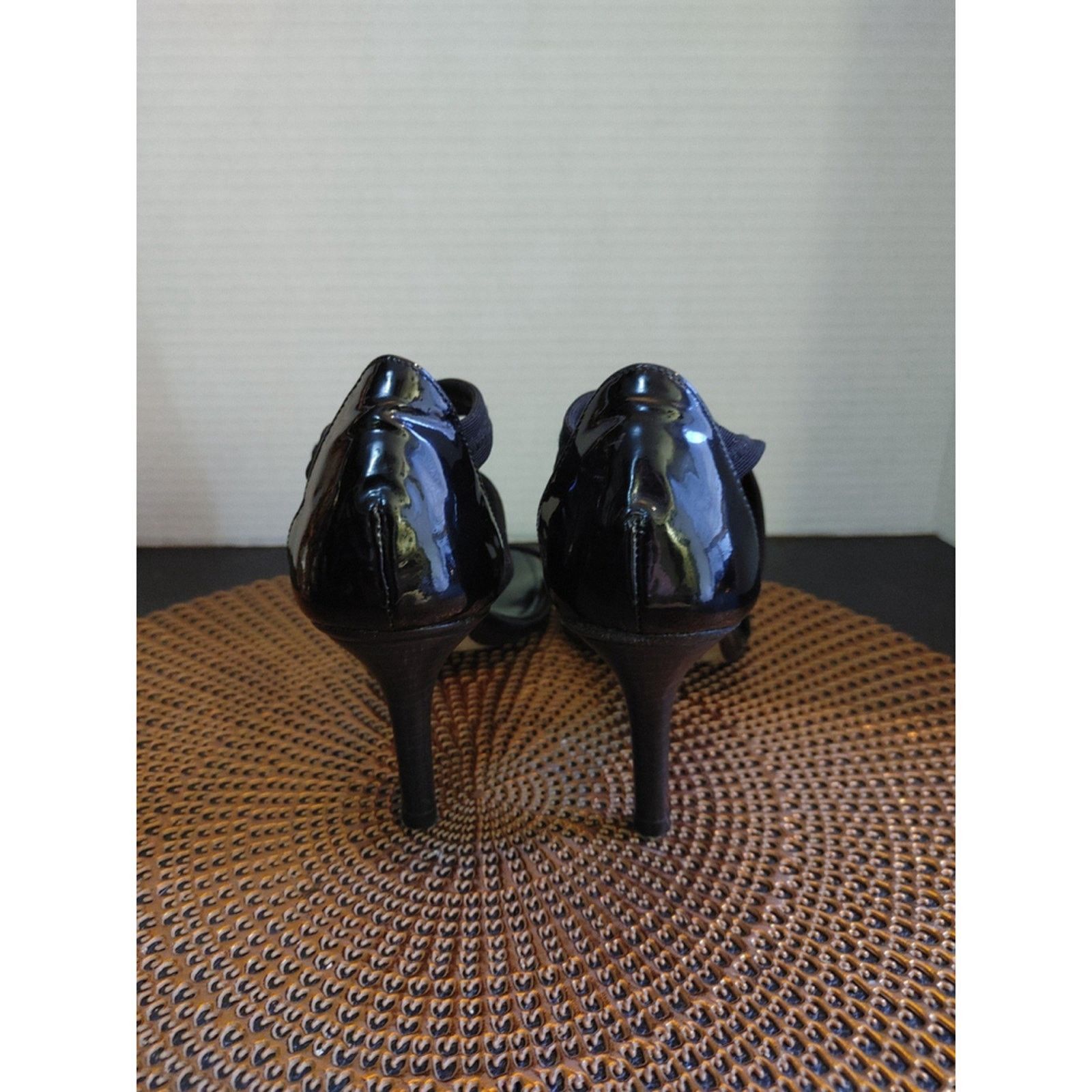 Donald Pliner Donald J Pliner Heels Size 6.5M Size US 6.5 / IT 36.5 - 4 Thumbnail