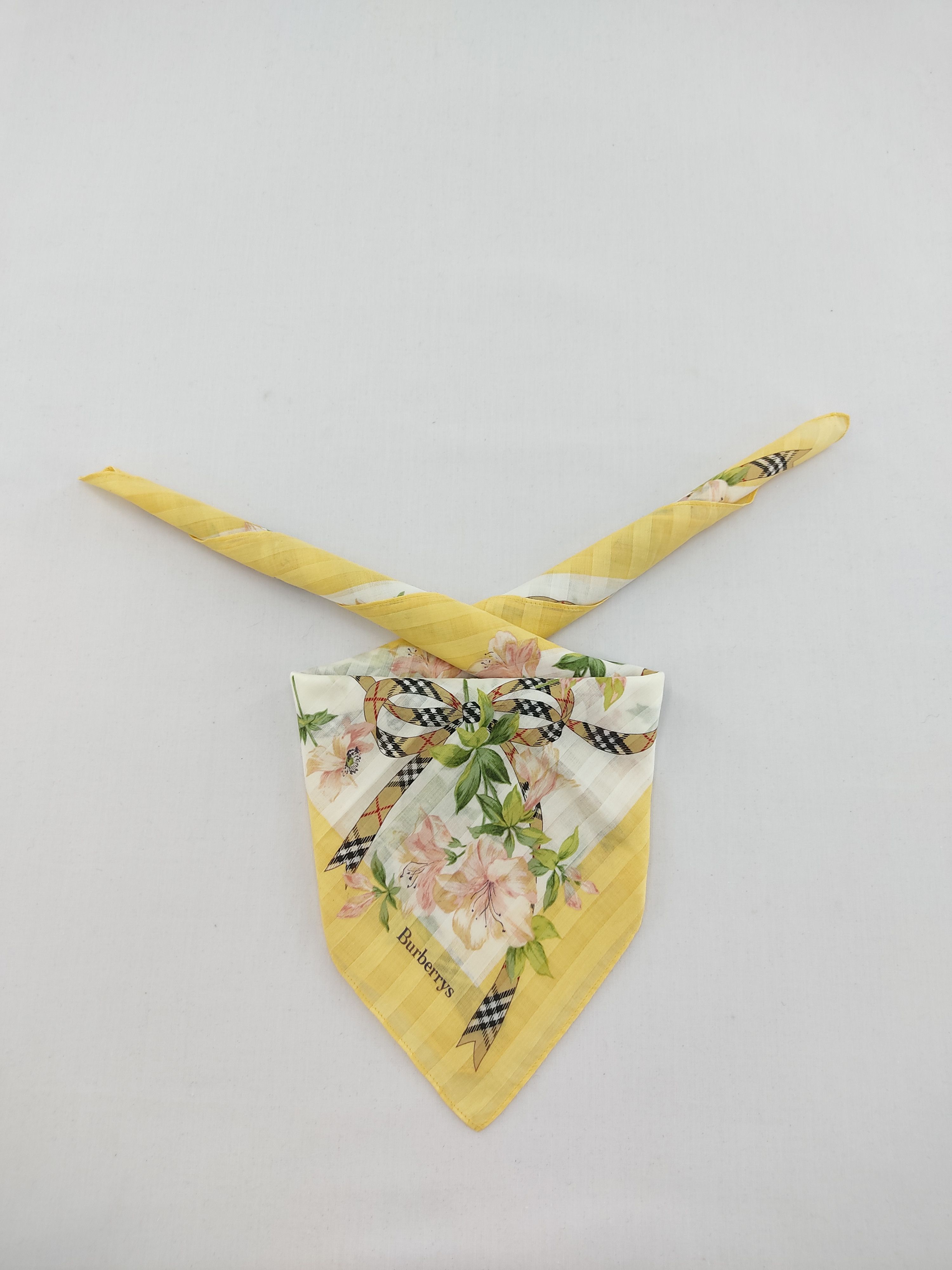 Burberry × Vintage Vintage Burberry Handkerchief / Neckwear / Bandana Size ONE SIZE - 1 Thumbnail