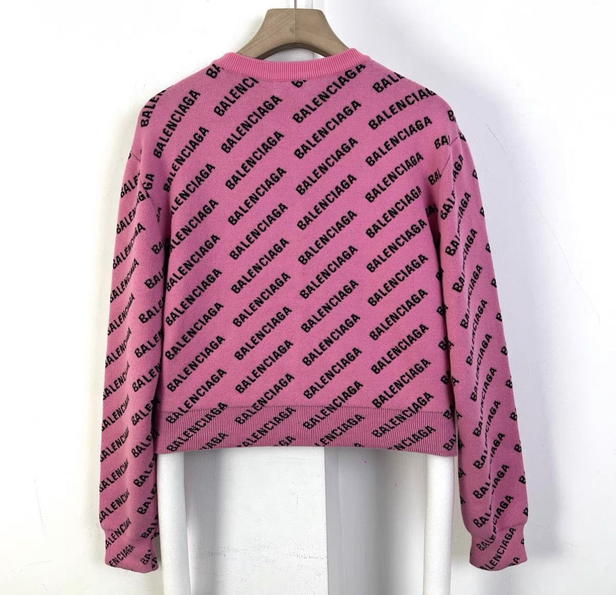 Balenciaga Balenciaga Pink All-Over Print Knit Sweater K12 Size M / US 6-8 / IT 42-44 - 2 Thumbnail