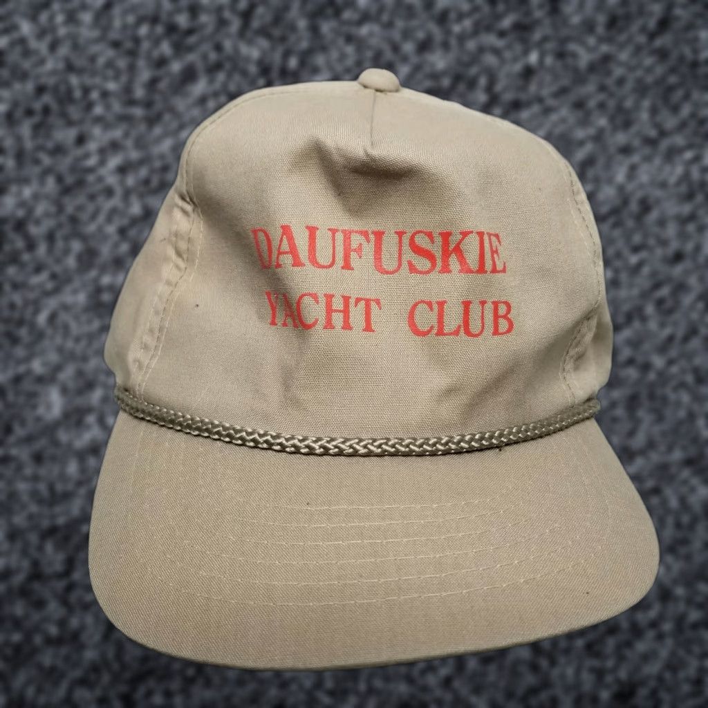 Vintage VINTAGE Daufuskie Yacht Club Strapback Baseball Dad Cap Hat Baseball Cap Hat Mens Beige Adjustable Logo Size ONE SIZE - 1 Thumbnail