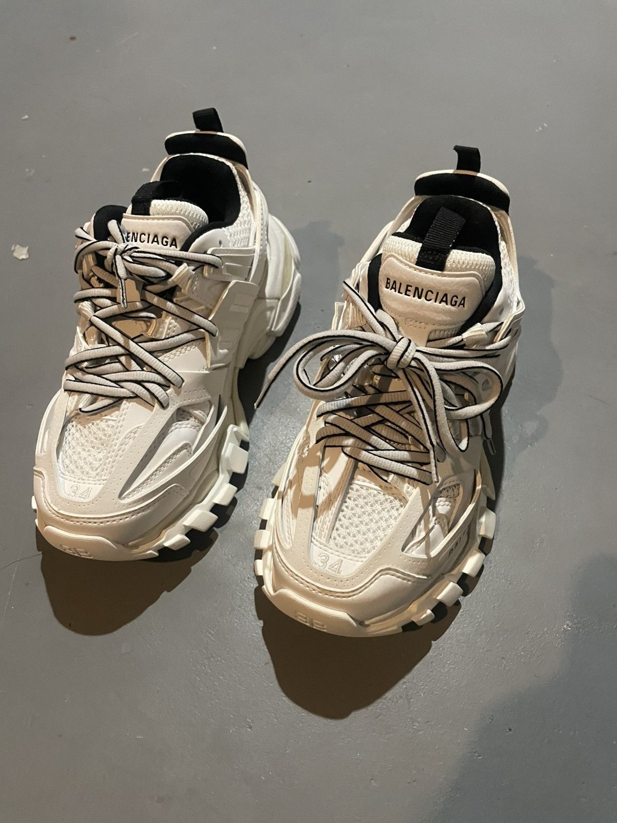 Balenciaga Balenciaga Womens Icy White Track Sneaker Size 5.5W NWT Size US 5.5 / IT 35.5 - 3 Thumbnail