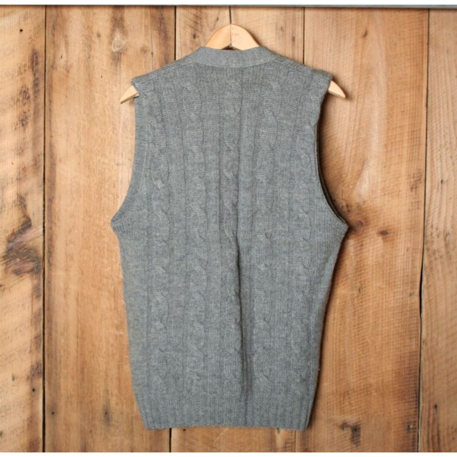 Vintage VINTAGE Henley House Gray Wool Cable-Knit Sweater Vest Mens L Size US L / EU 52-54 / 3 - 4 Thumbnail