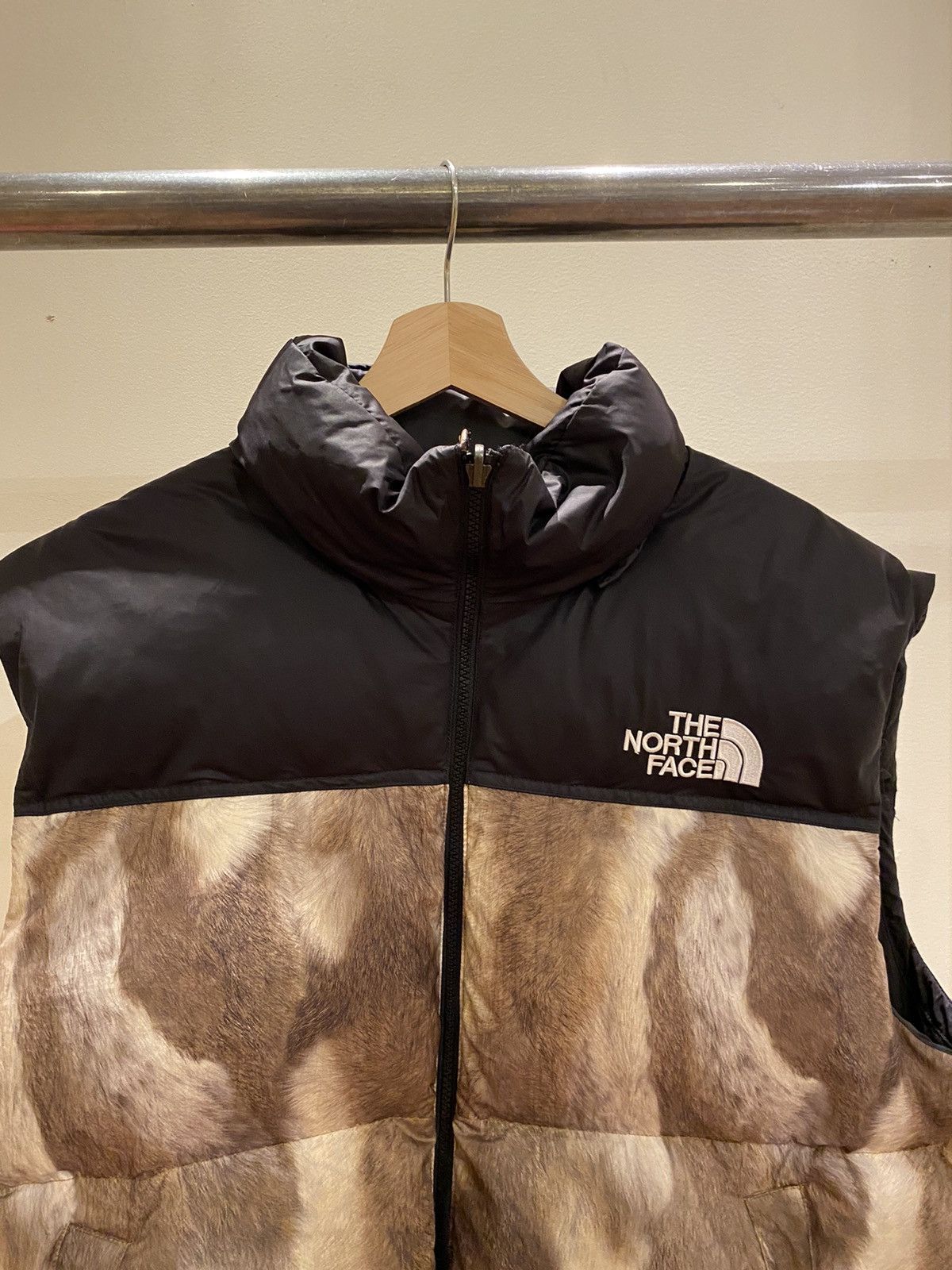 Supreme × The North Face Supreme The North Face Nupste Vest Size US XL / EU 56 / 4 - 3 Thumbnail