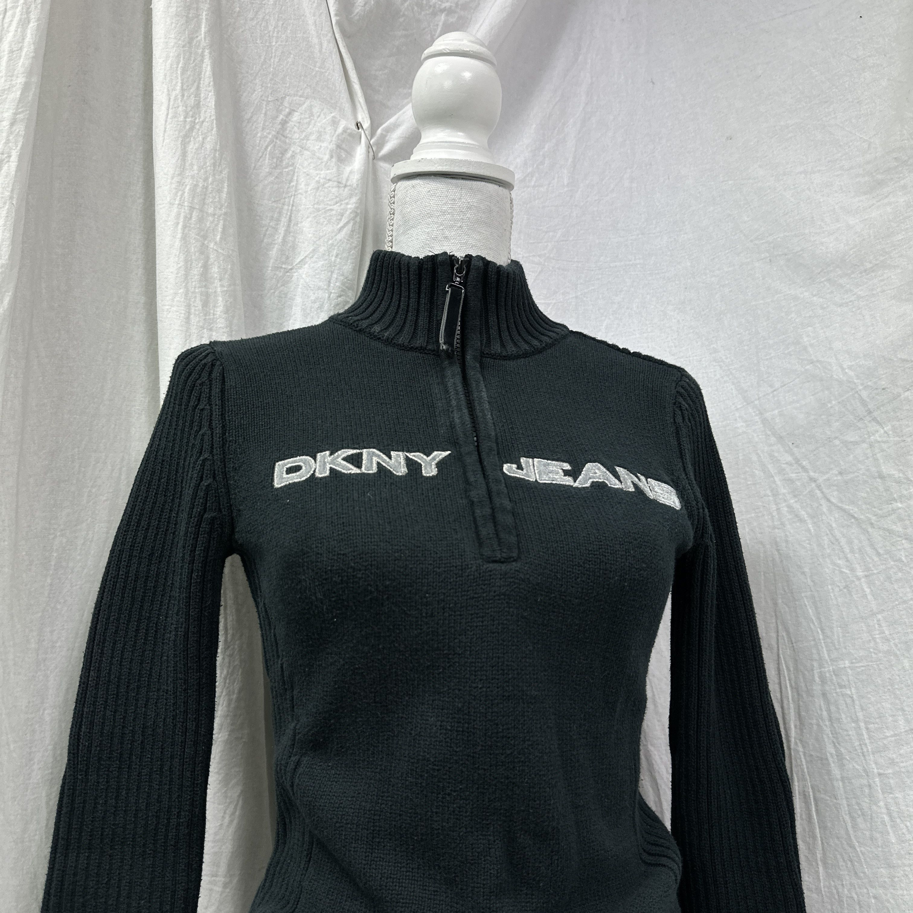 DKNY Vintage Streetwear Casual Sportswear DKNY Sweater Y2K Size US S / EU 44-46 / 1 - 5 Thumbnail