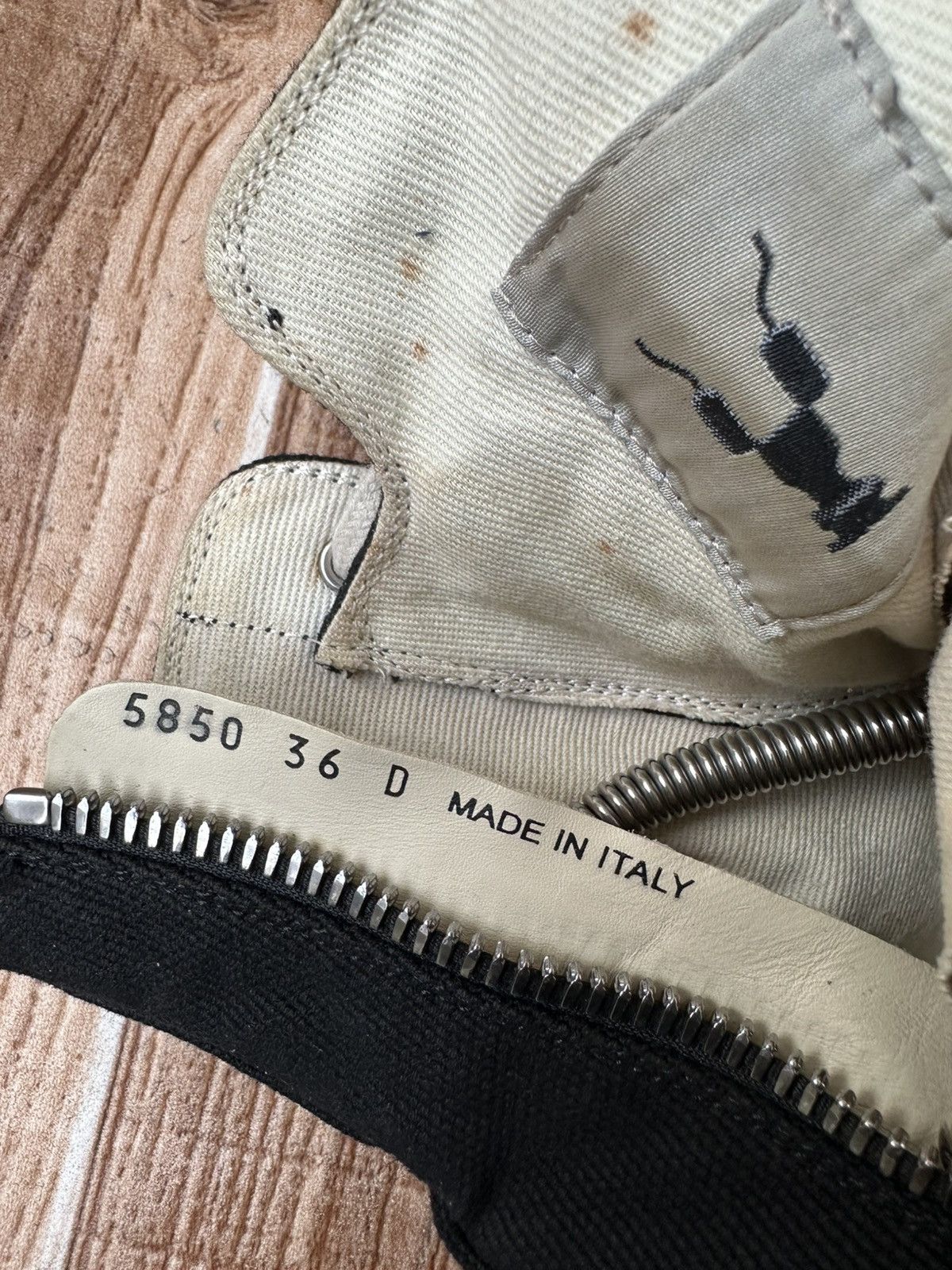 Rick Owens Rick Owens DRKSHDW Canvas Ramones Black Milk hightops Size US 6.5 / IT 36.5 - 18 Thumbnail