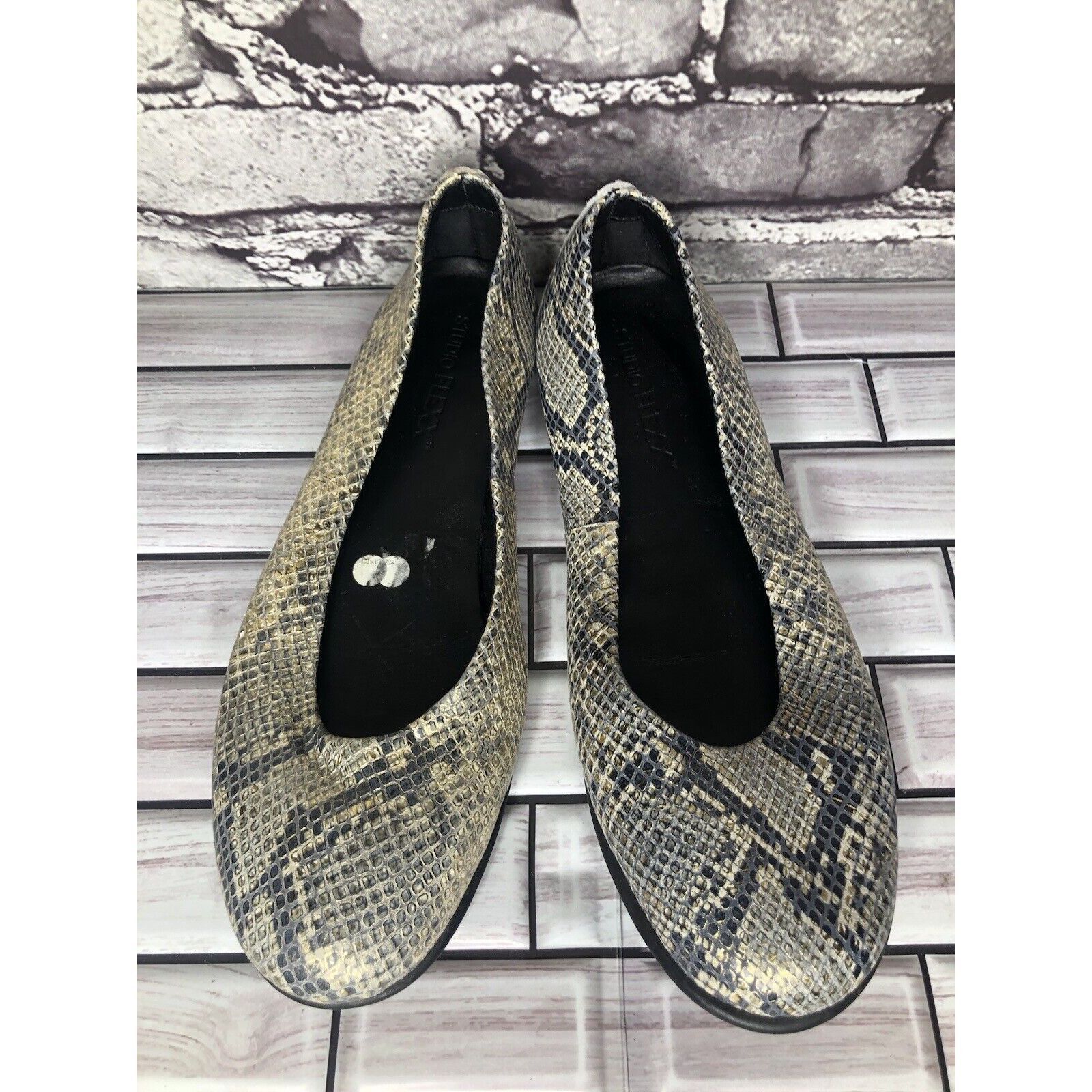A-Flex The Flexx Gray Python Snake Skin Round Toe Wedge Flats Shoes Size US 8 / IT 38 - 2 Thumbnail