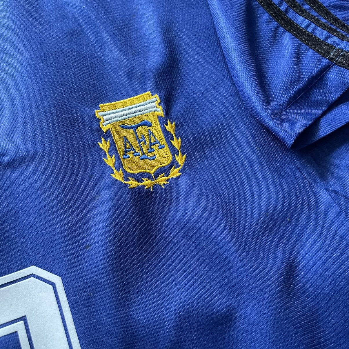 Vintage Argentina Away 1st Prod. 1994-95 Maradona #10 Soccer Jersey Size US L / EU 52-54 / 3 - 6 Thumbnail